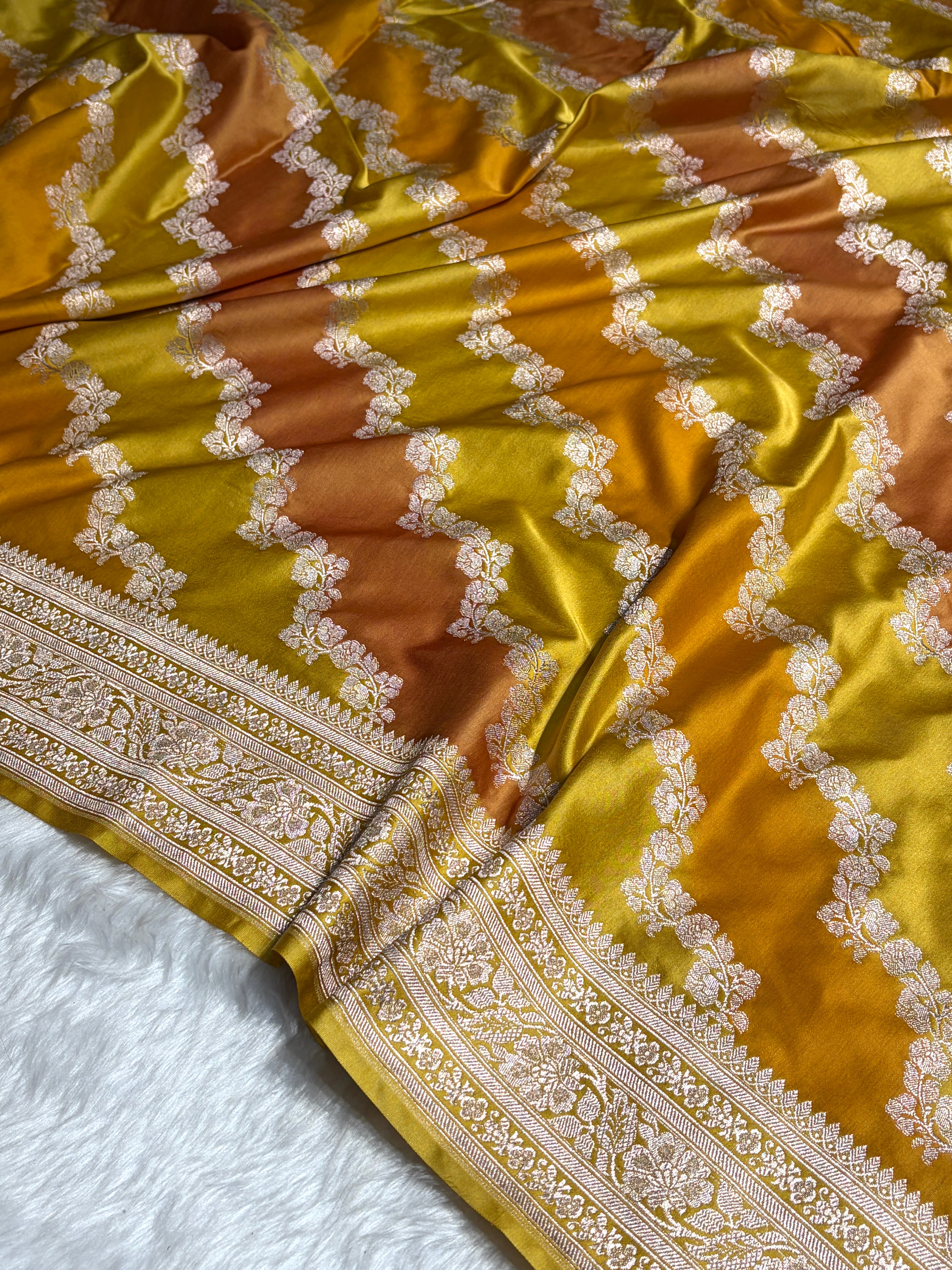 Mustard Rangkat Mashru Silk Saree With Cross Pattern MSRK02