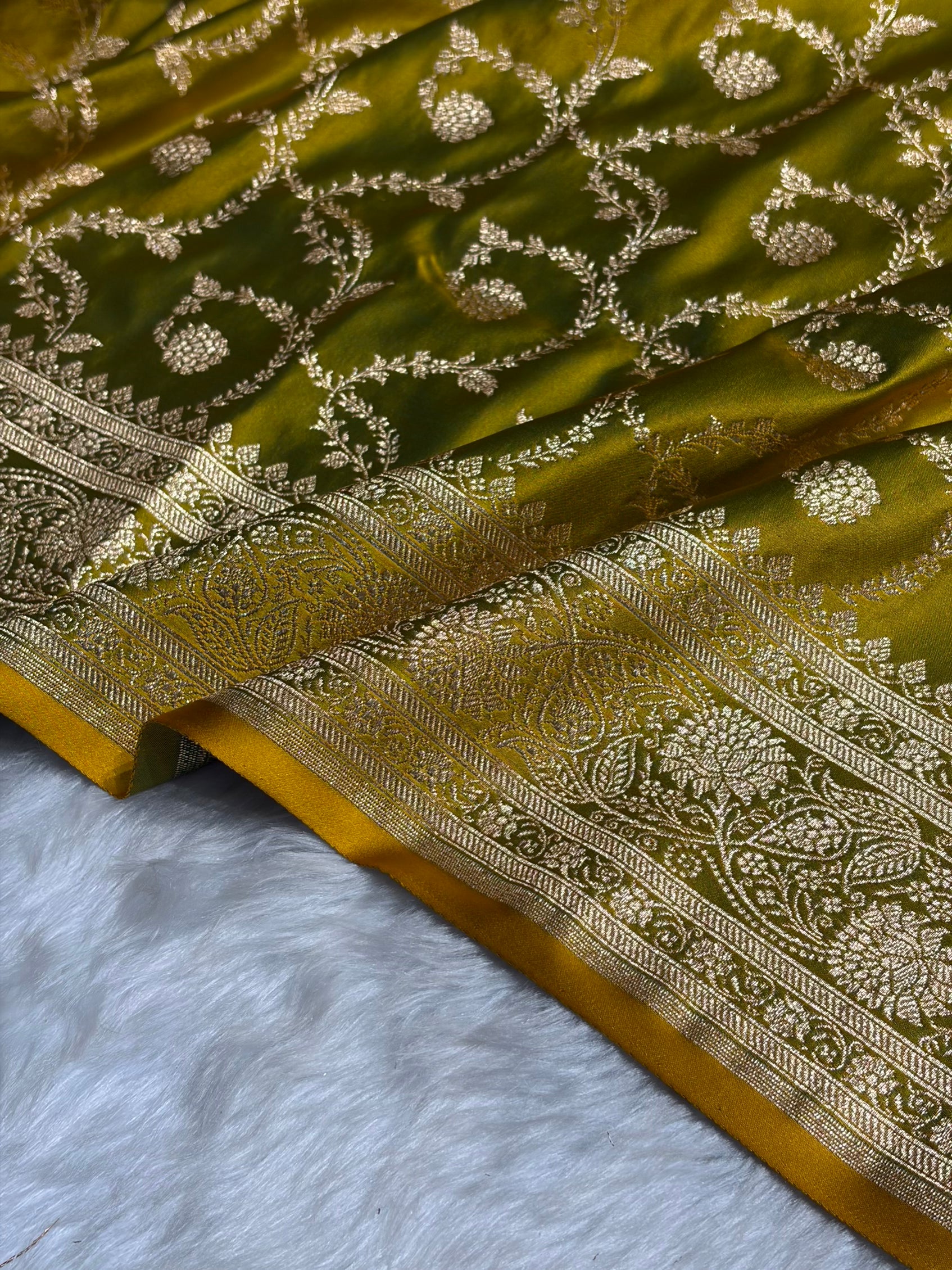 Liril Green Floral Jaal Pattern Satin Katan Silk saree SK55