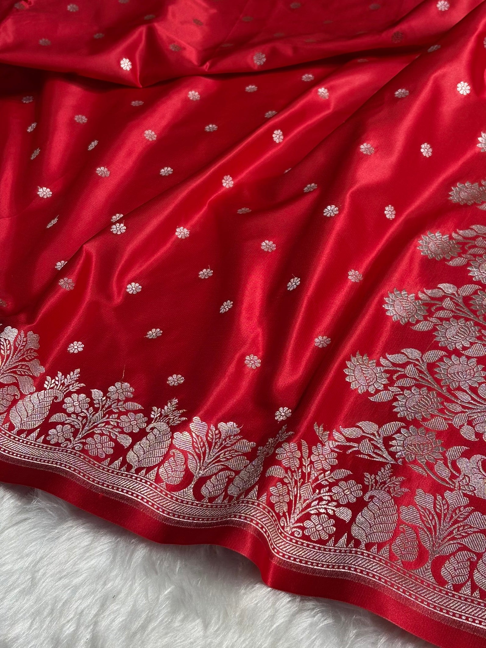 Royal Red Floral Boota With Floral Border Mashru Silk Saree MSM 79