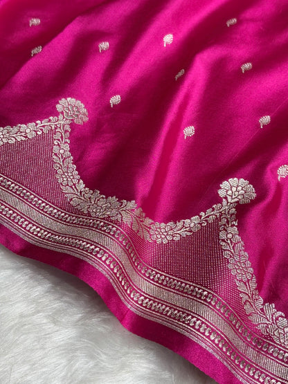 Pink Shades Scallop Mashru Silk Saree MS60