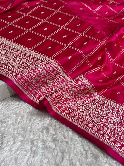 Cross Rani Shades Banarasi With Floral Border Mashru Silk Saree MSM-124