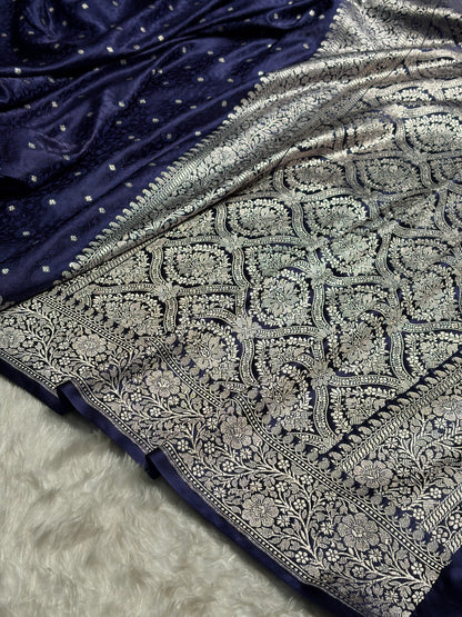 Navy Blue Shades Booti Tanchoi Mashru Silk Saree