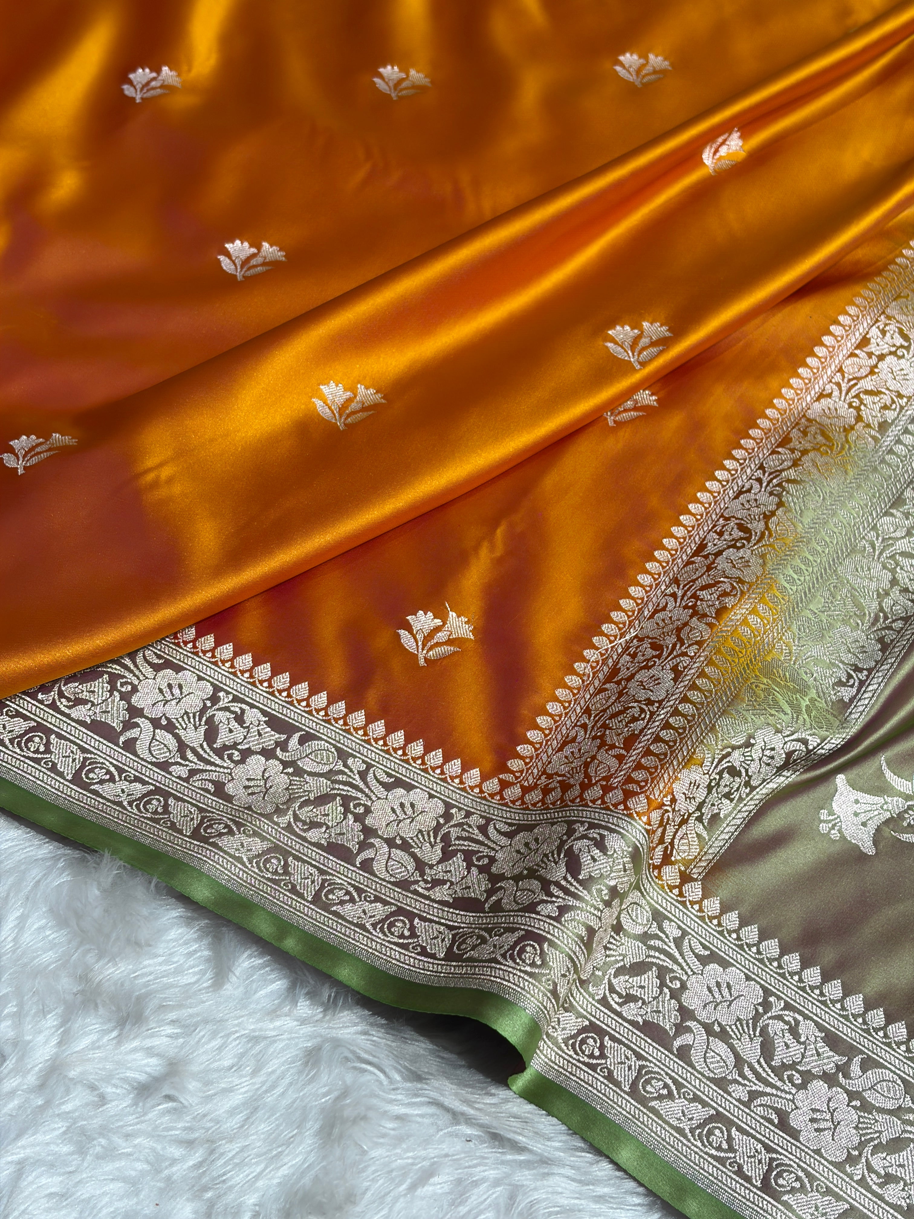 Contrast Orange / Olive Gold Shades Banarasi Booti Pattern Mashru Silk Saree MSM-138