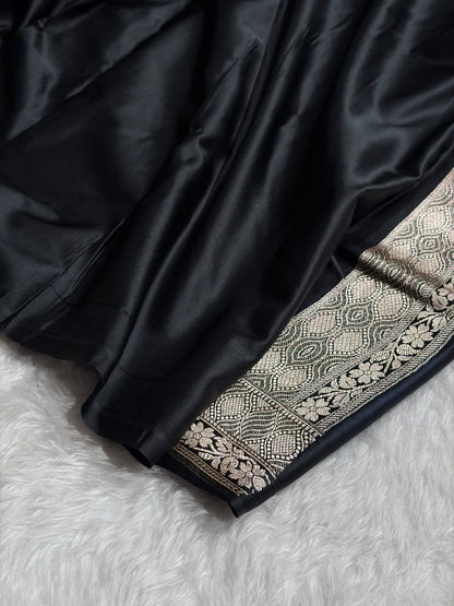 Black Shades Tanchoi Motif Mashru Silk Saree MST-15