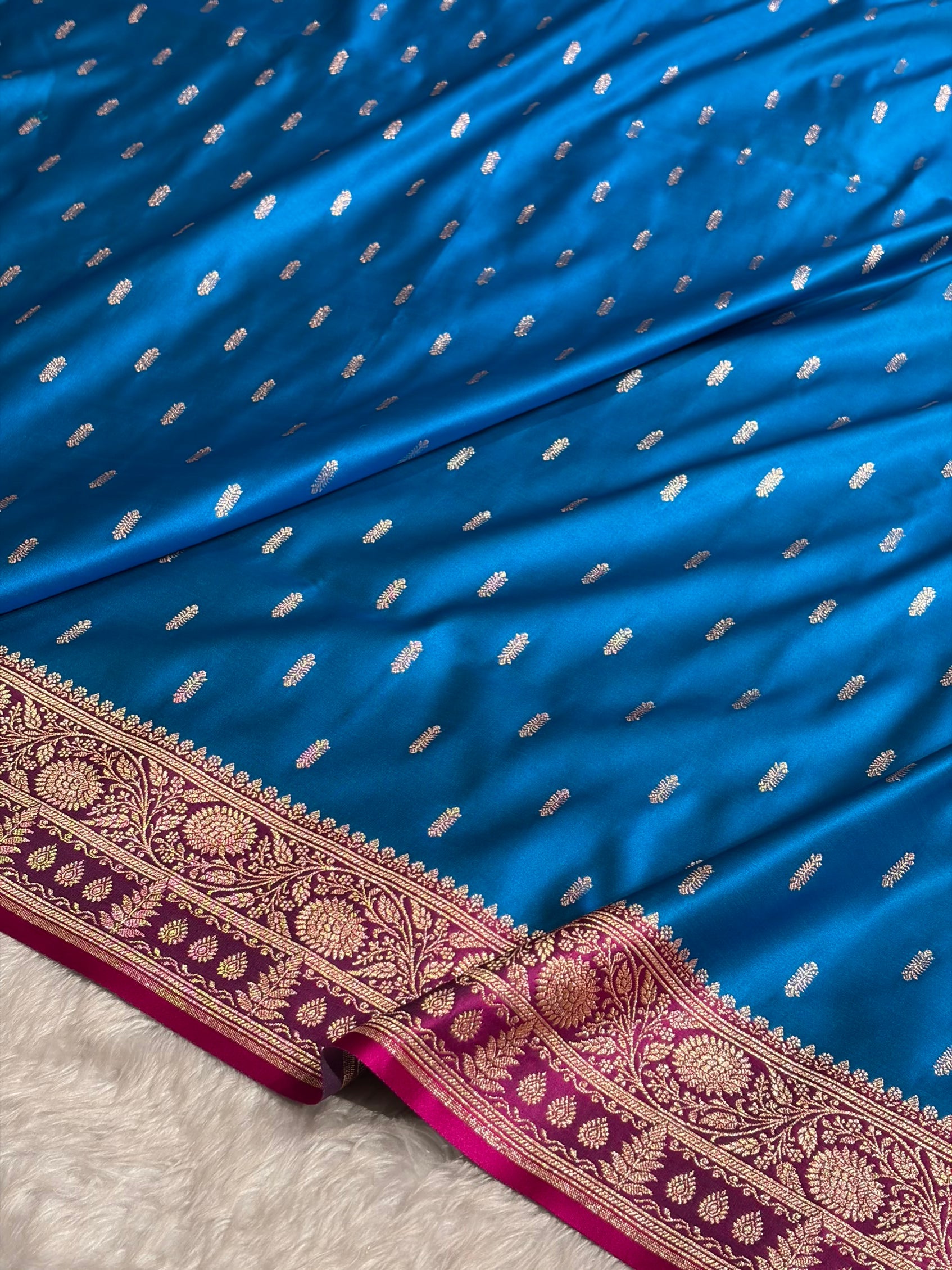 Contrast Firozi / Rani Floral Booti Banarasi Satin Katan Silk Saree SK14