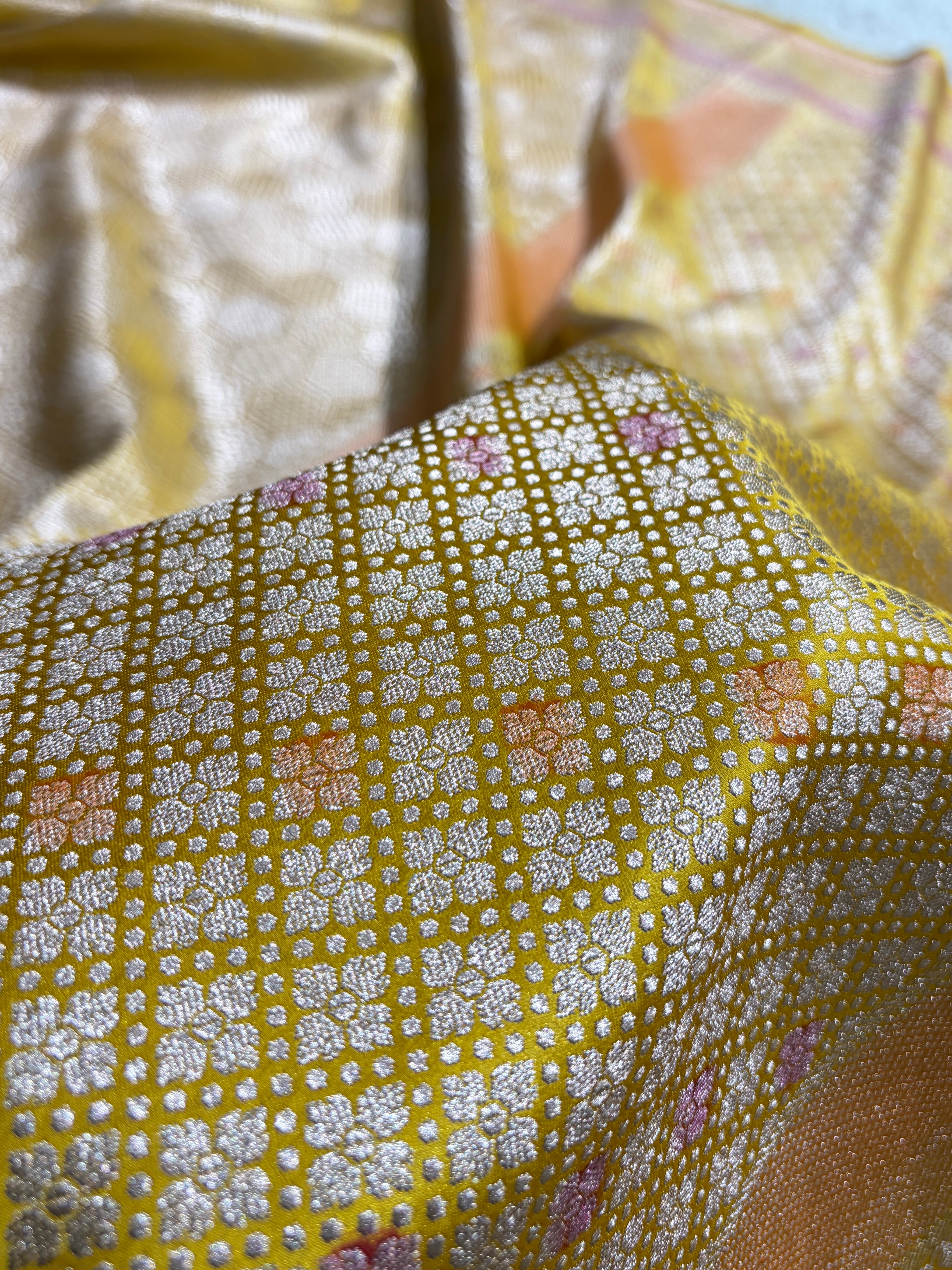Gold Shades Minakari Brocade Mashru Silk Saree MS85