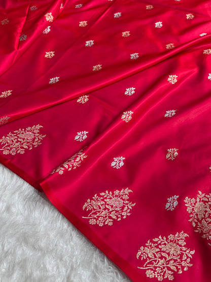 Cross Red Shades Banarasi With Floral Border Mashru Silk Saree MSM-126