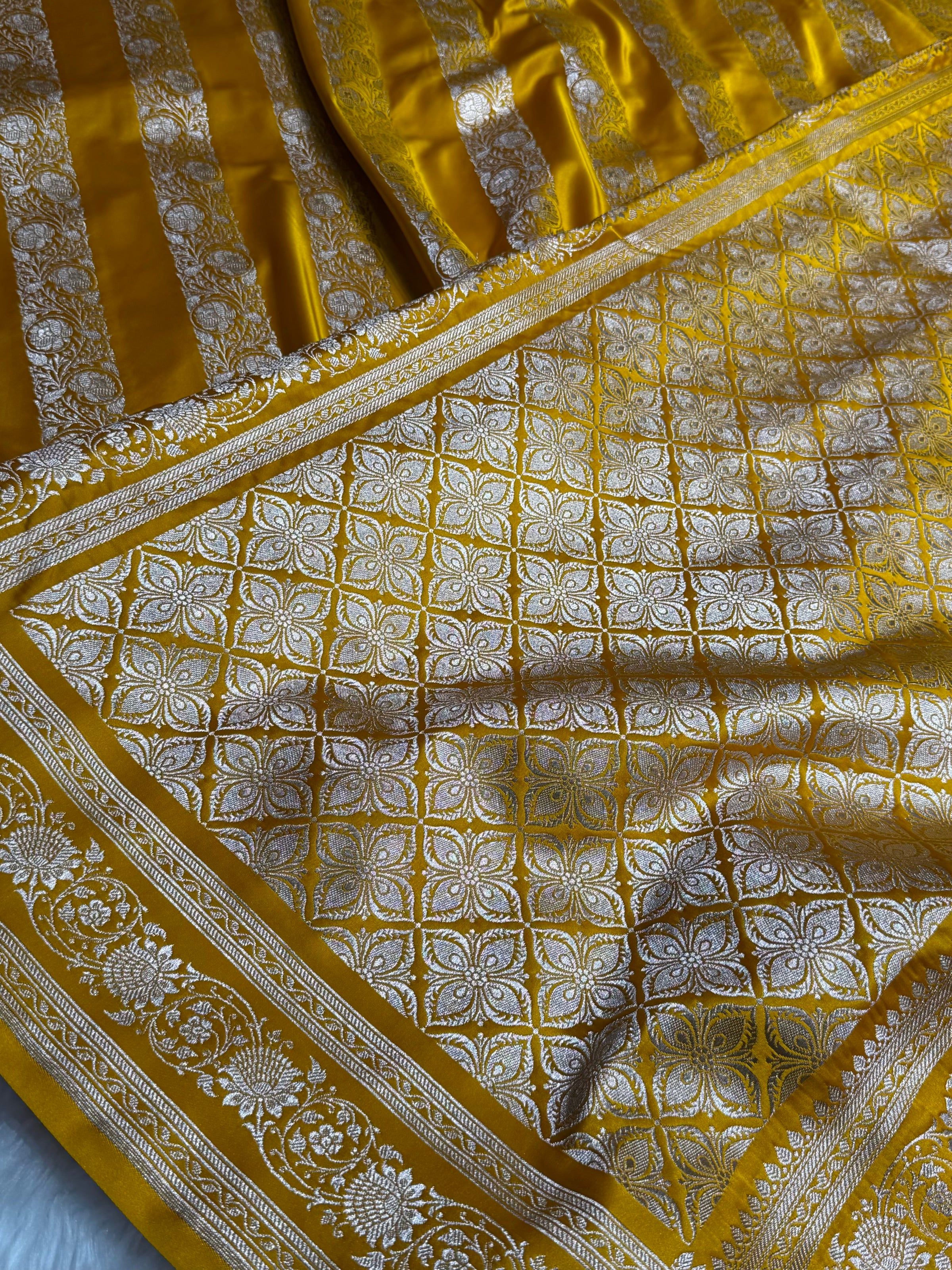 Mustard Shades Banarasi Cross Pattern Floral Mashru Silk Saree MSM-102