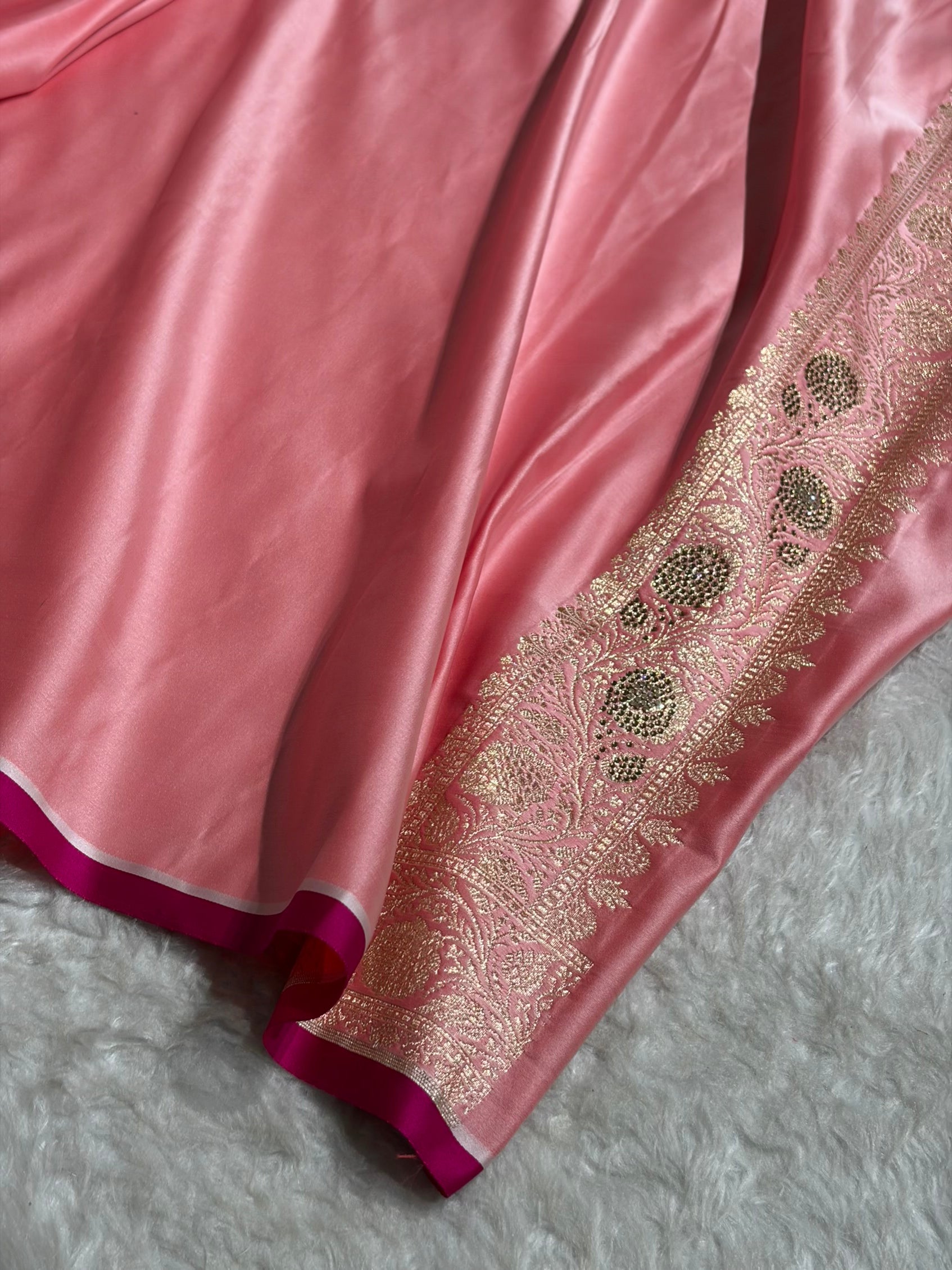 Banarasi Baby Pink Booti With Swarovski Work Katan Silk Saree BSK09