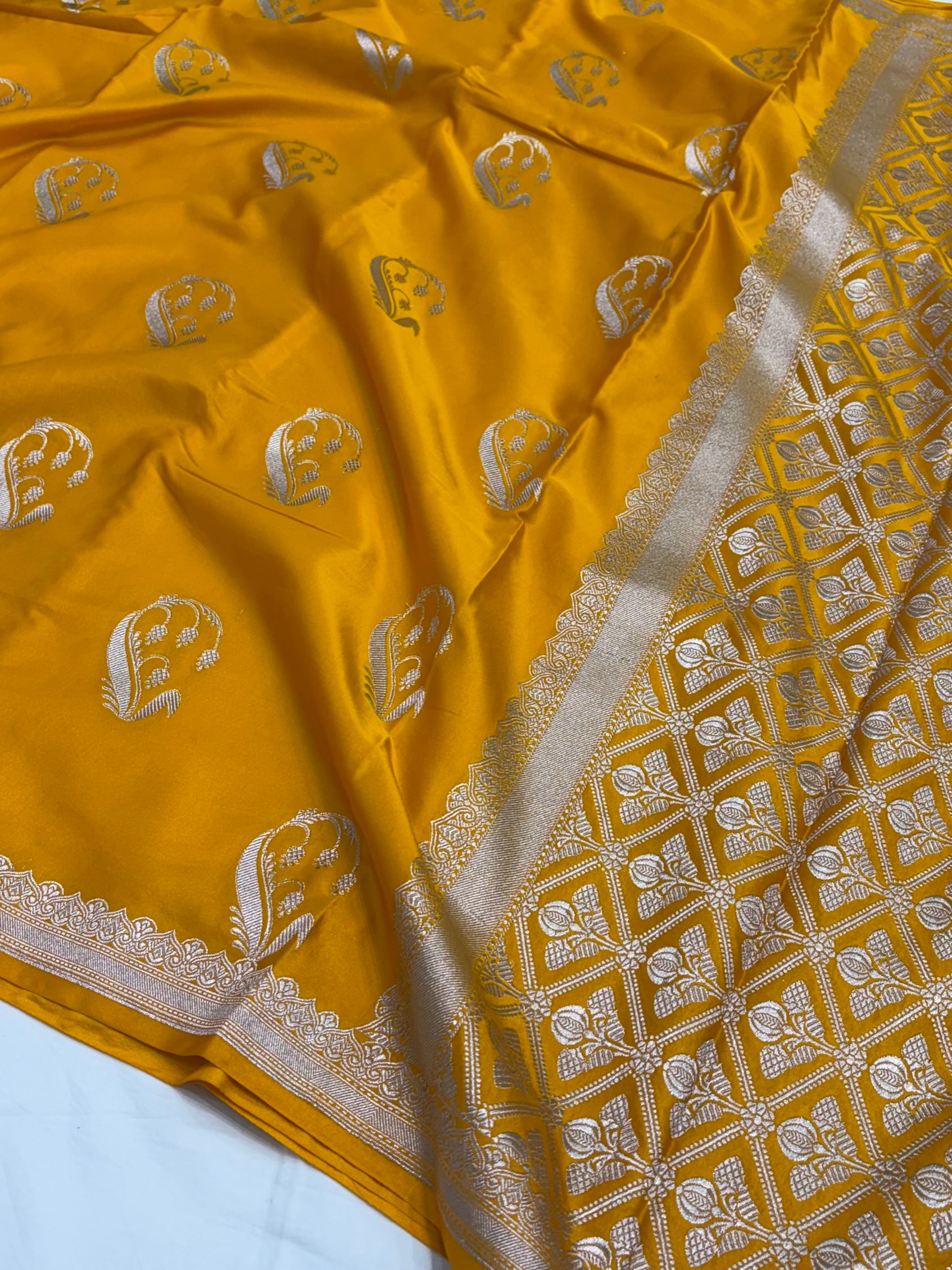 Mustard Shade With Booti Pattern Mashru Silk Saree