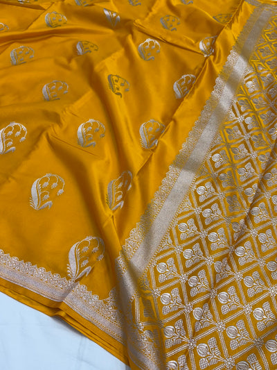 Mustard Shade With Booti Pattern Mashru Silk Saree
