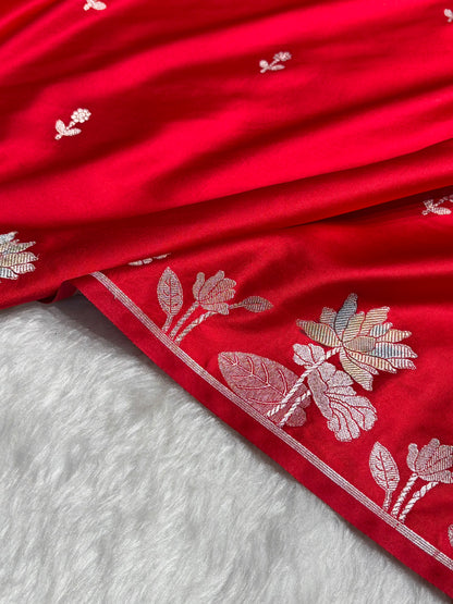 Red Floral Border With Minakari Booti Mashru Silk Saree MS54