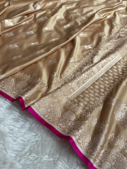 Light Beige Shades Banarasi Boota Pattern Floral Mashru Silk Saree MSM-115