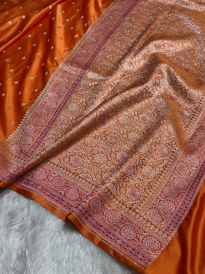 Rusty Orange Shades With Contrast Border Booti Mashru Silk Saree MS79