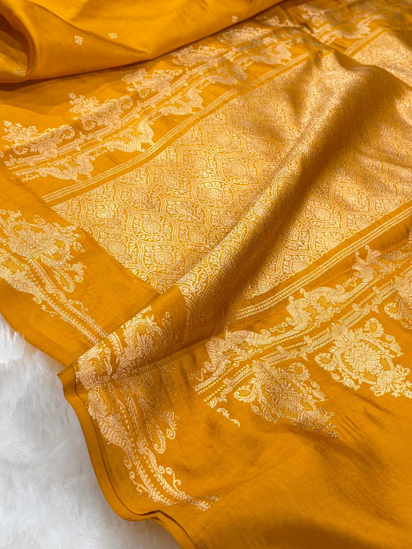 Banarasi Mustard Shades Boota Handwoven Pure Paper Silk Saree RM-94