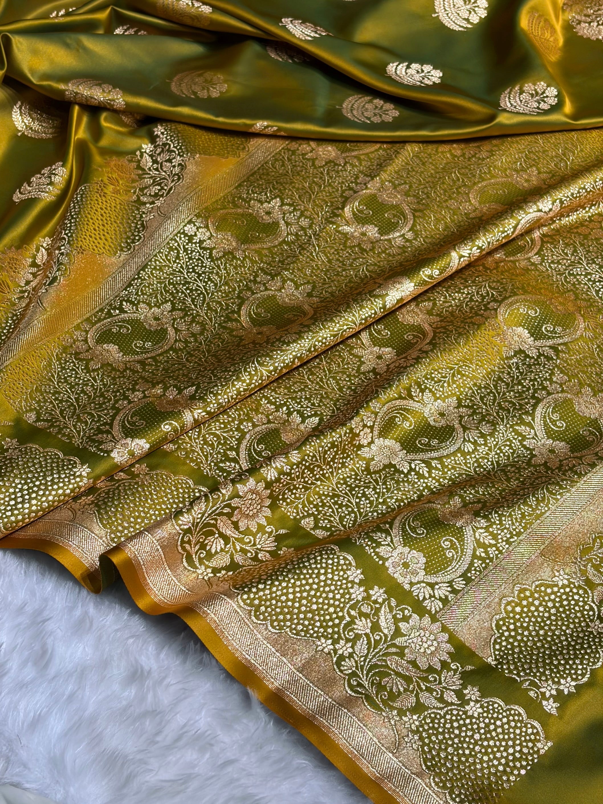 Mehendi Green Unique Boota Pattern Satin Katan Silk Saree SK70