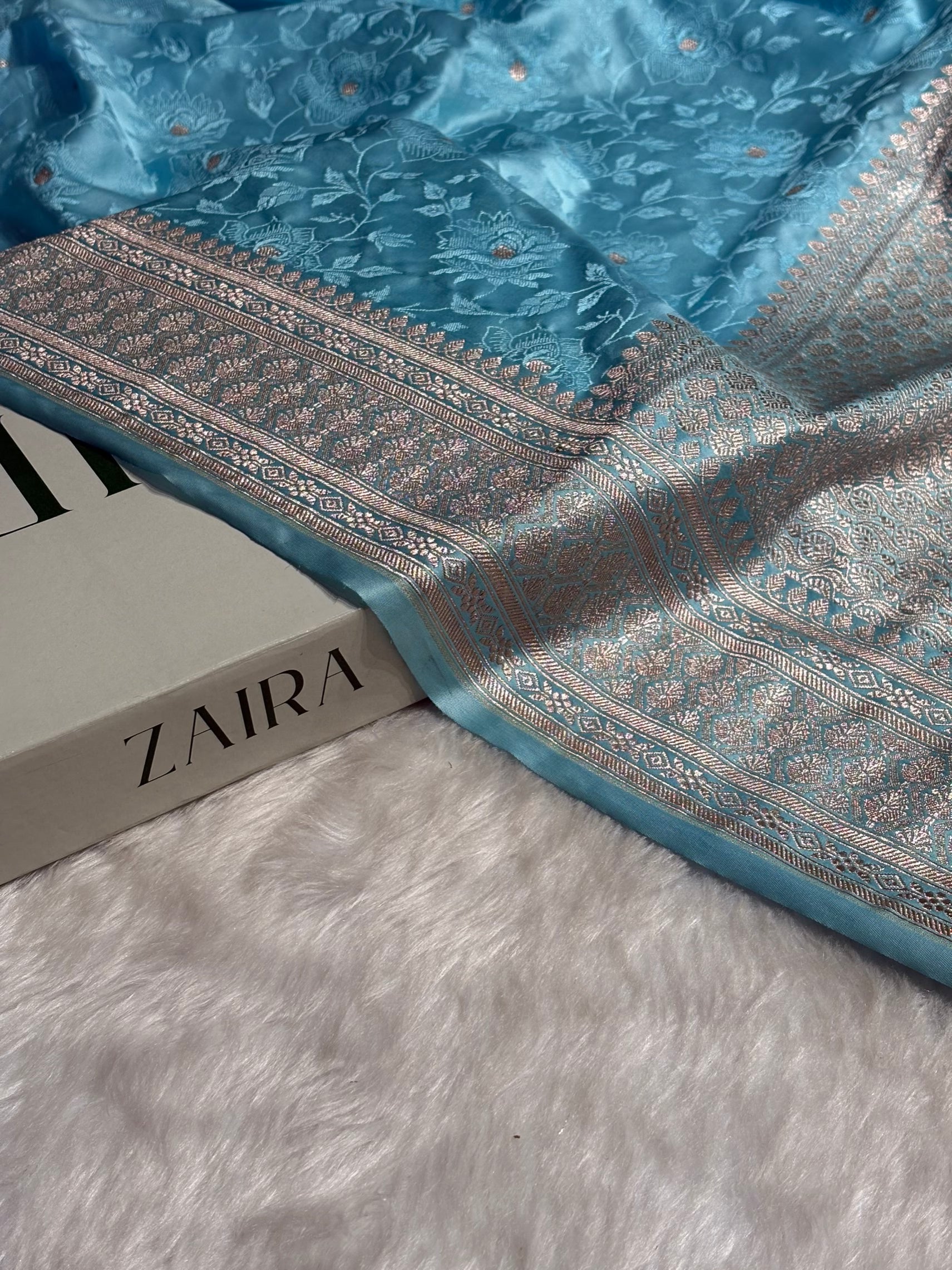 Banarasi Tanchoi Sky Blue Floral Booti Mashru Silk Saree MS59