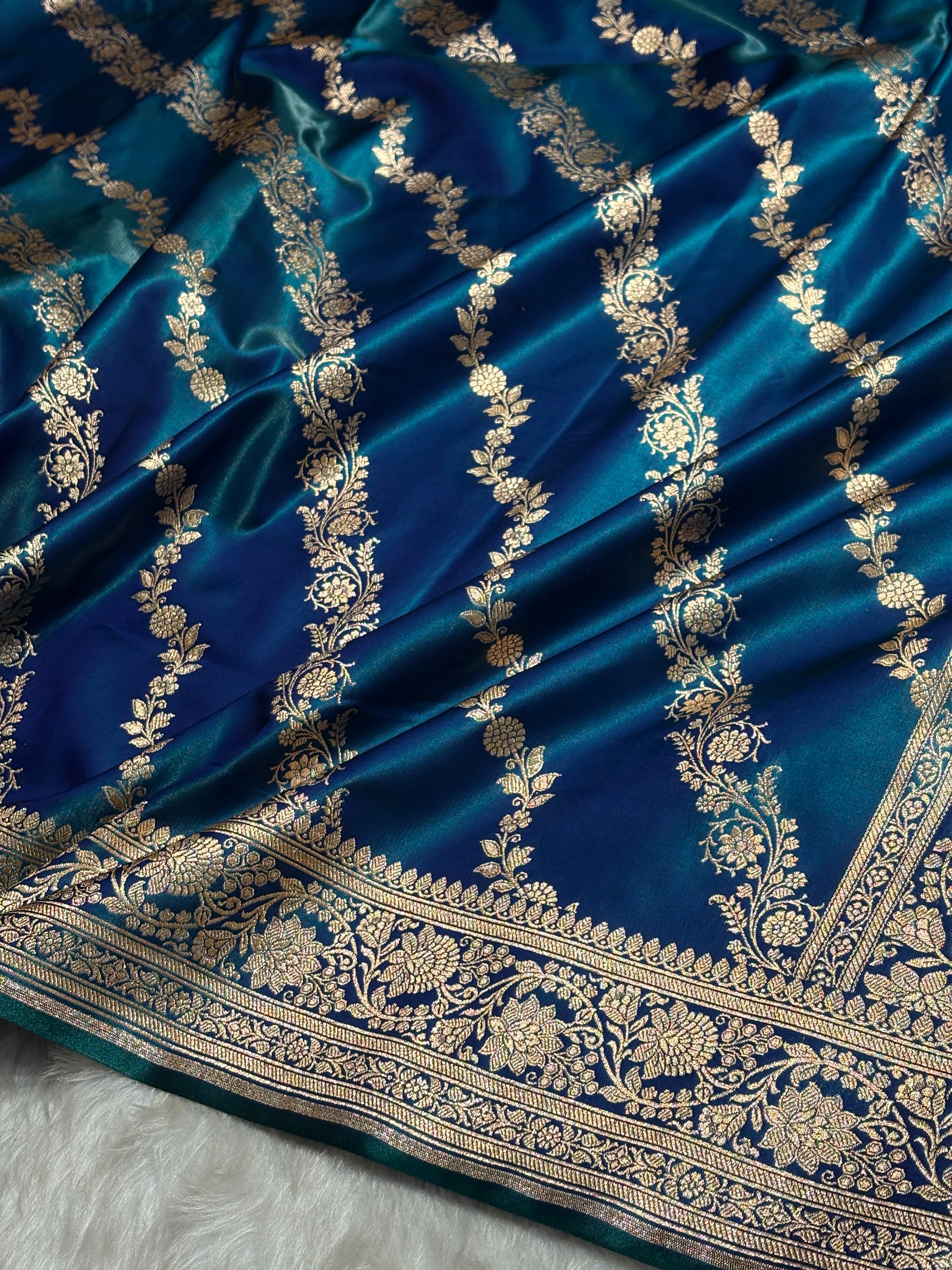 Ultra Light Weight Satin Silk Peacock Cross SS10