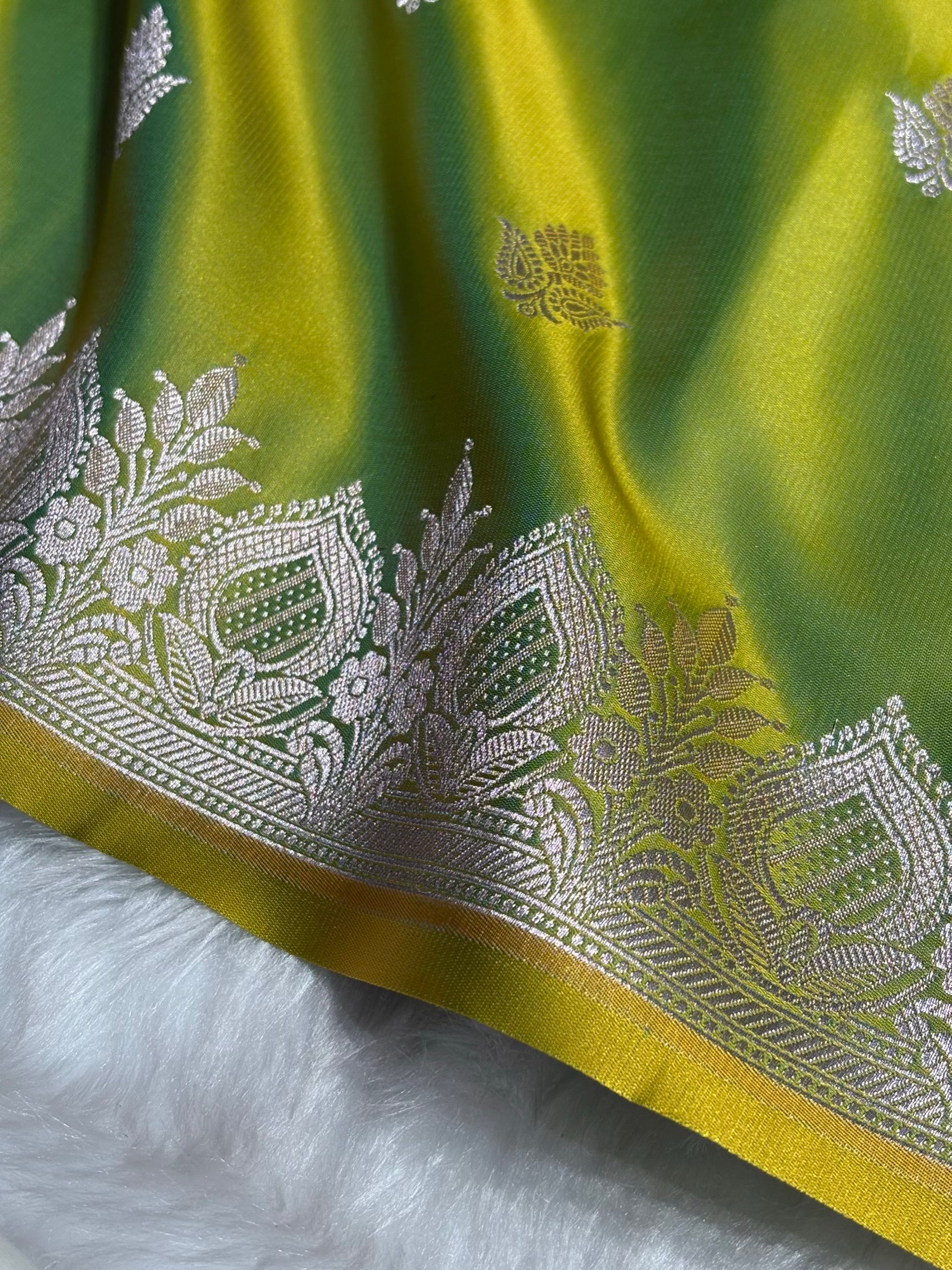Lemon Pista Floral Boota With Floral Border Mashru Silk Saree MSM-80