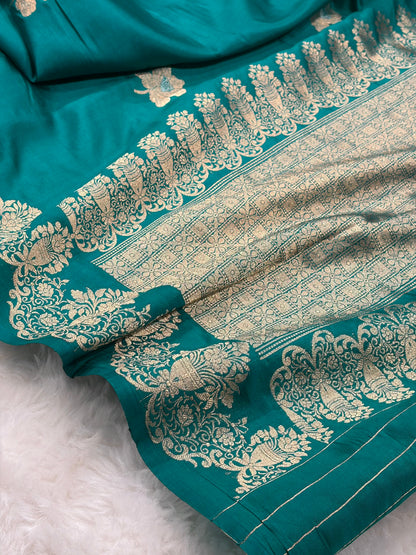 Banarasi Rama Shades Minakari Boota Handwoven Pure Paper Silk RM-79