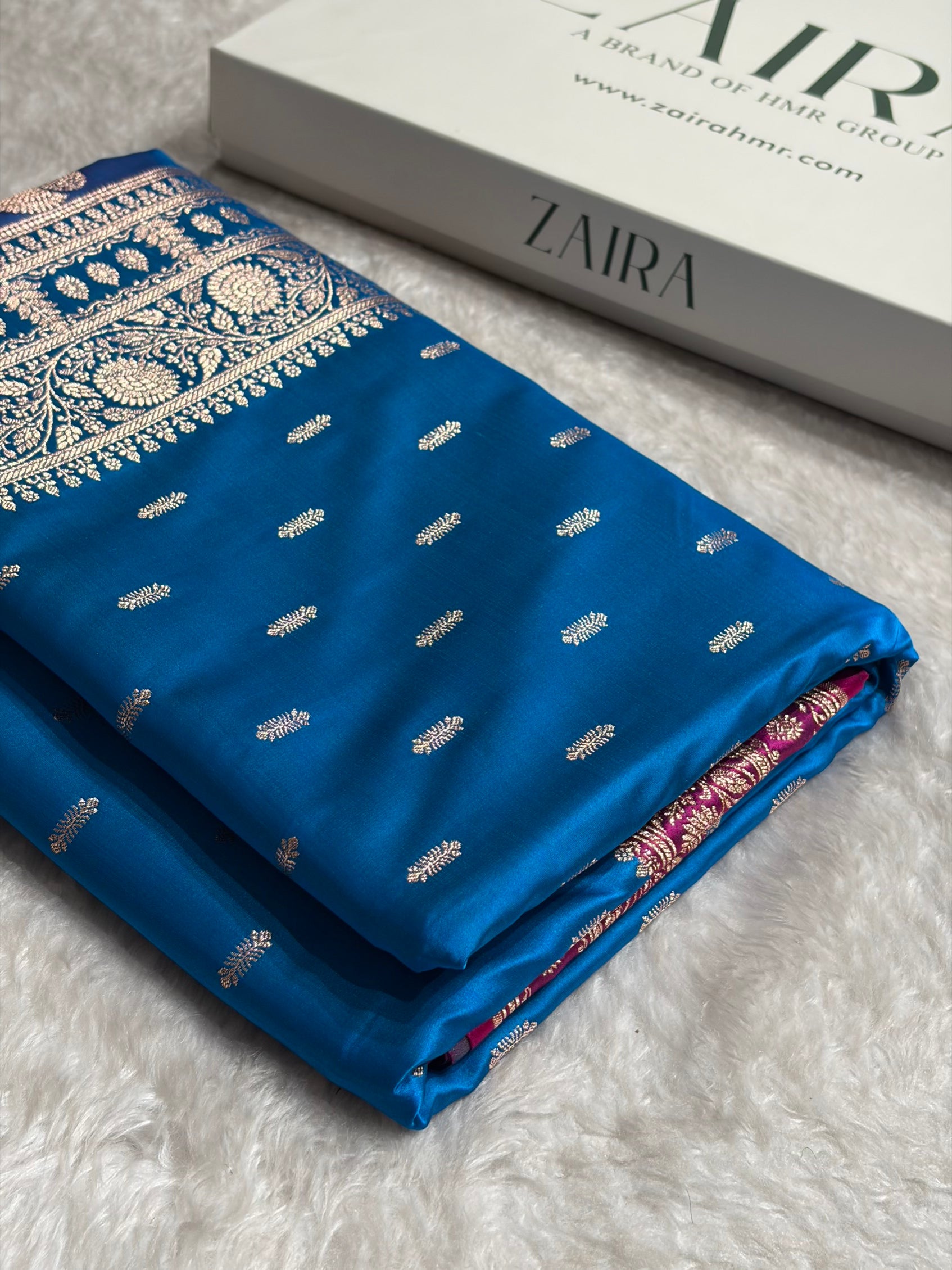 Contrast Firozi / Rani Floral Booti Banarasi Satin Katan Silk Saree SK14