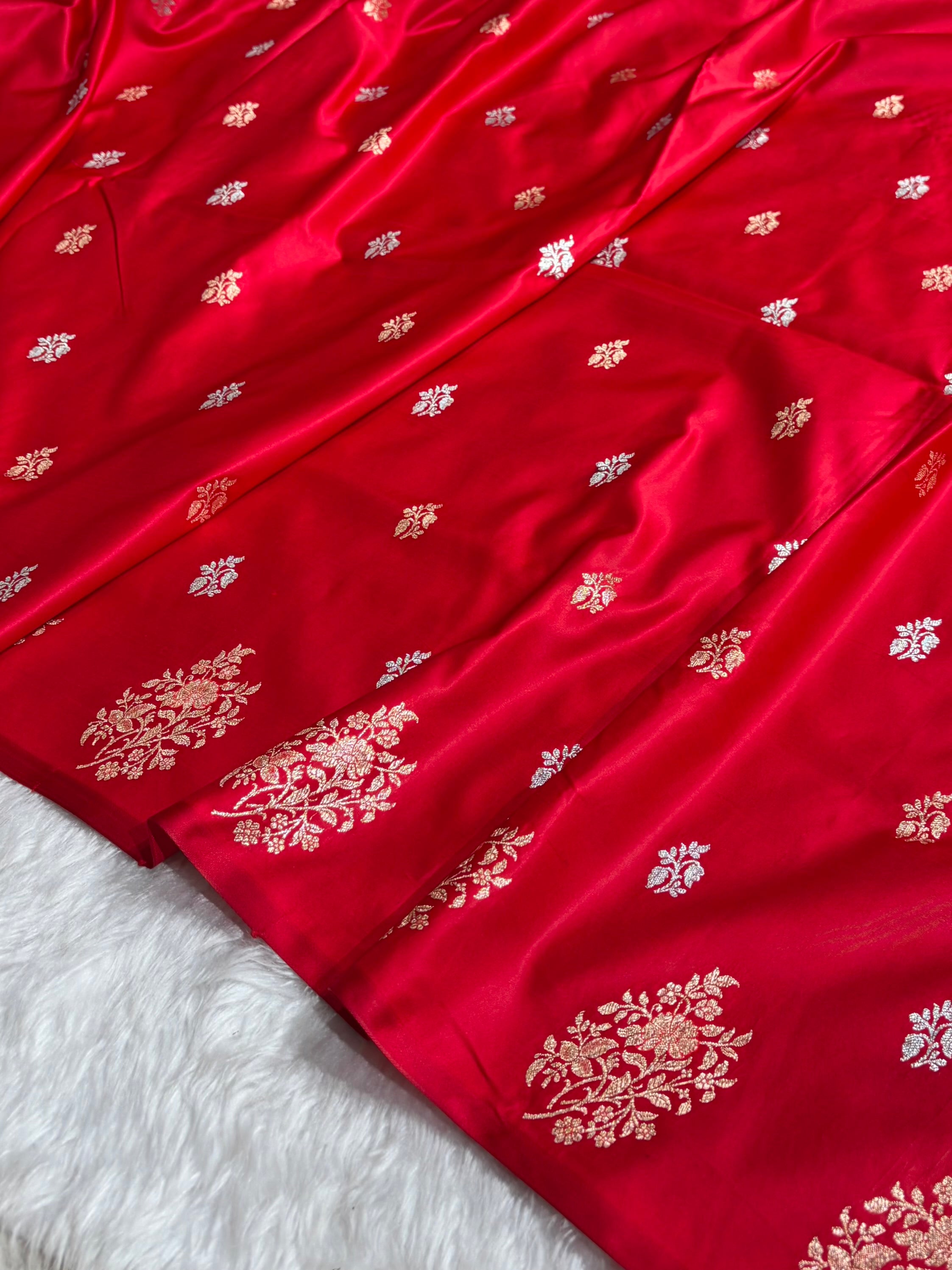 Red Shades Banarasi With Floral Border Mashru Silk Saree MSM-126