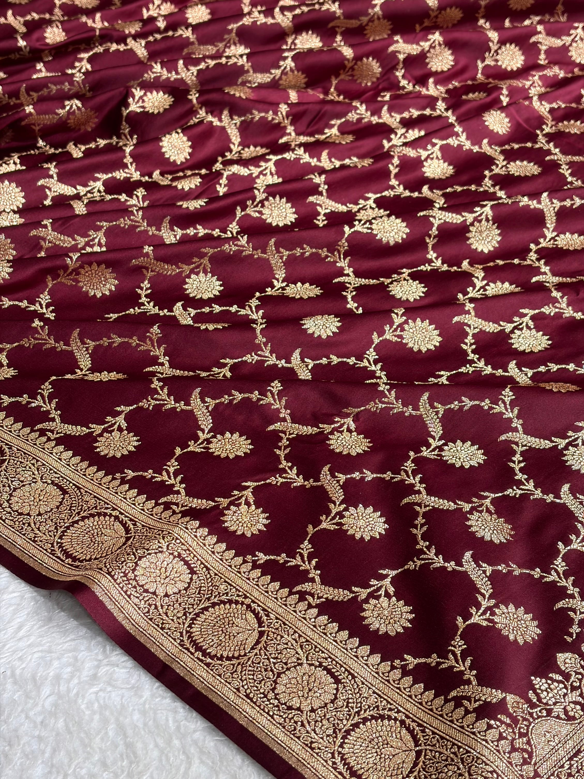 Banarasi Satin Katan Saree With Jaal Pattern in Chocolate Shades SK120