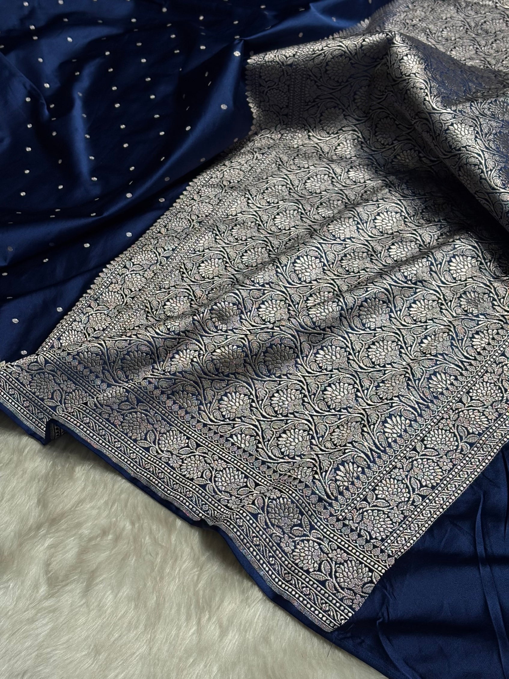 Navy Shades Booti Mashru Silk Saree MS65