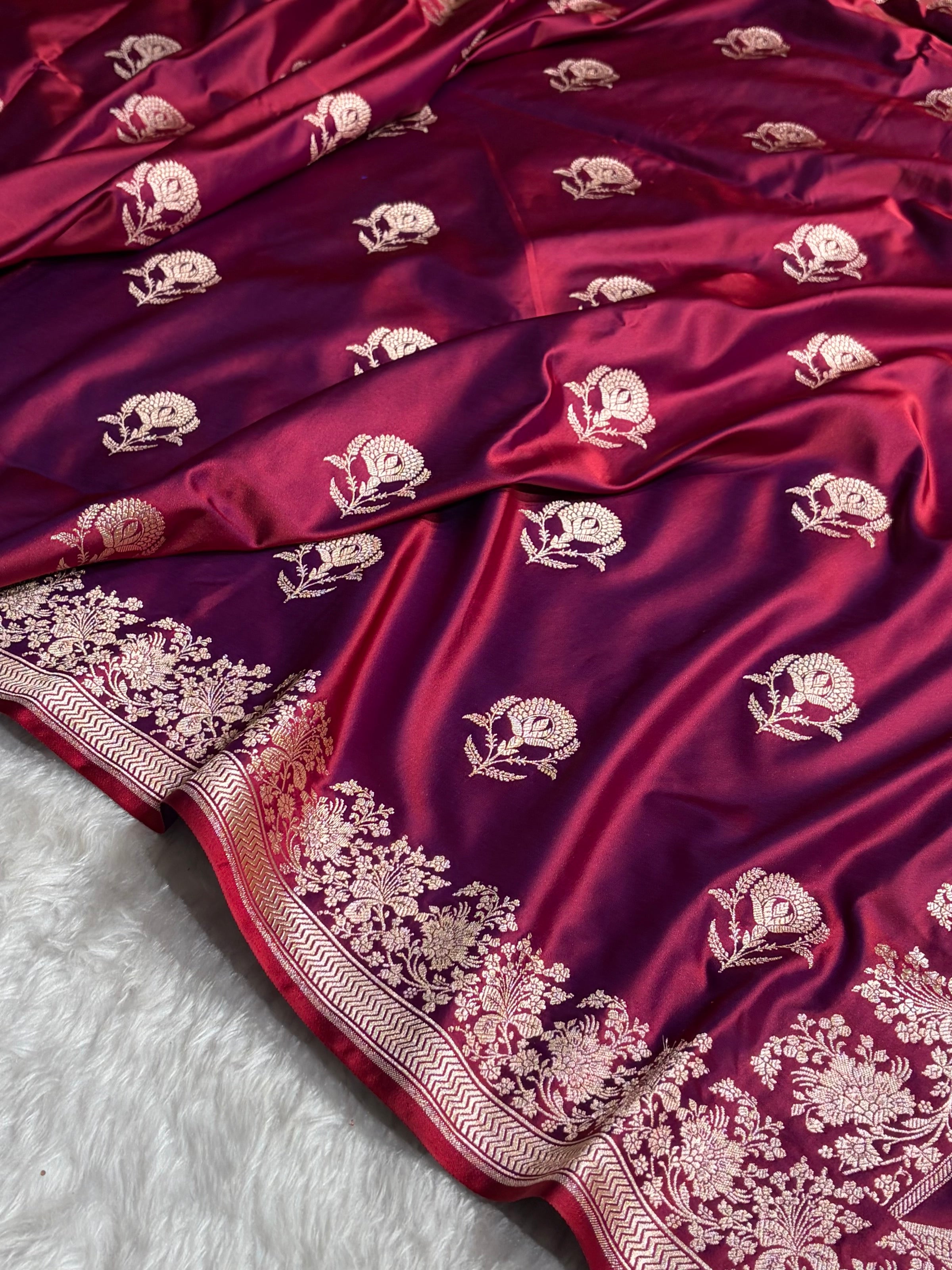 Reddish Magenta Shades Banarasi With Floral Border Mashru Silk Saree MSM-113