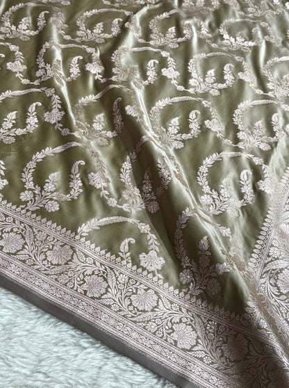 Pastel Green Shades Banarasi With Floral Jaal Pattern Mashru Silk Saree MSM-132
