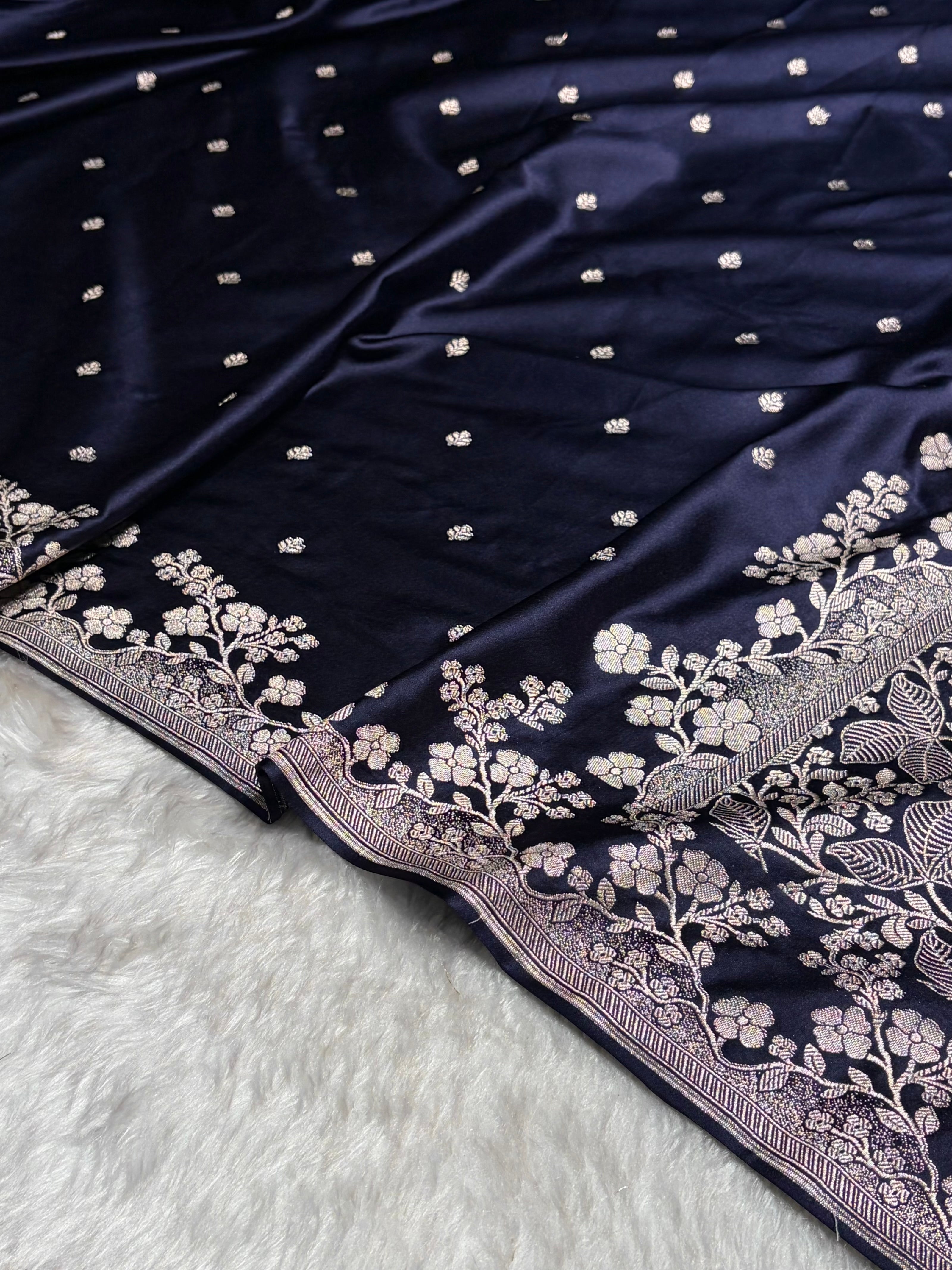 Navy Blue Shades Floral Border Booti Mashru Silk Saree MS75