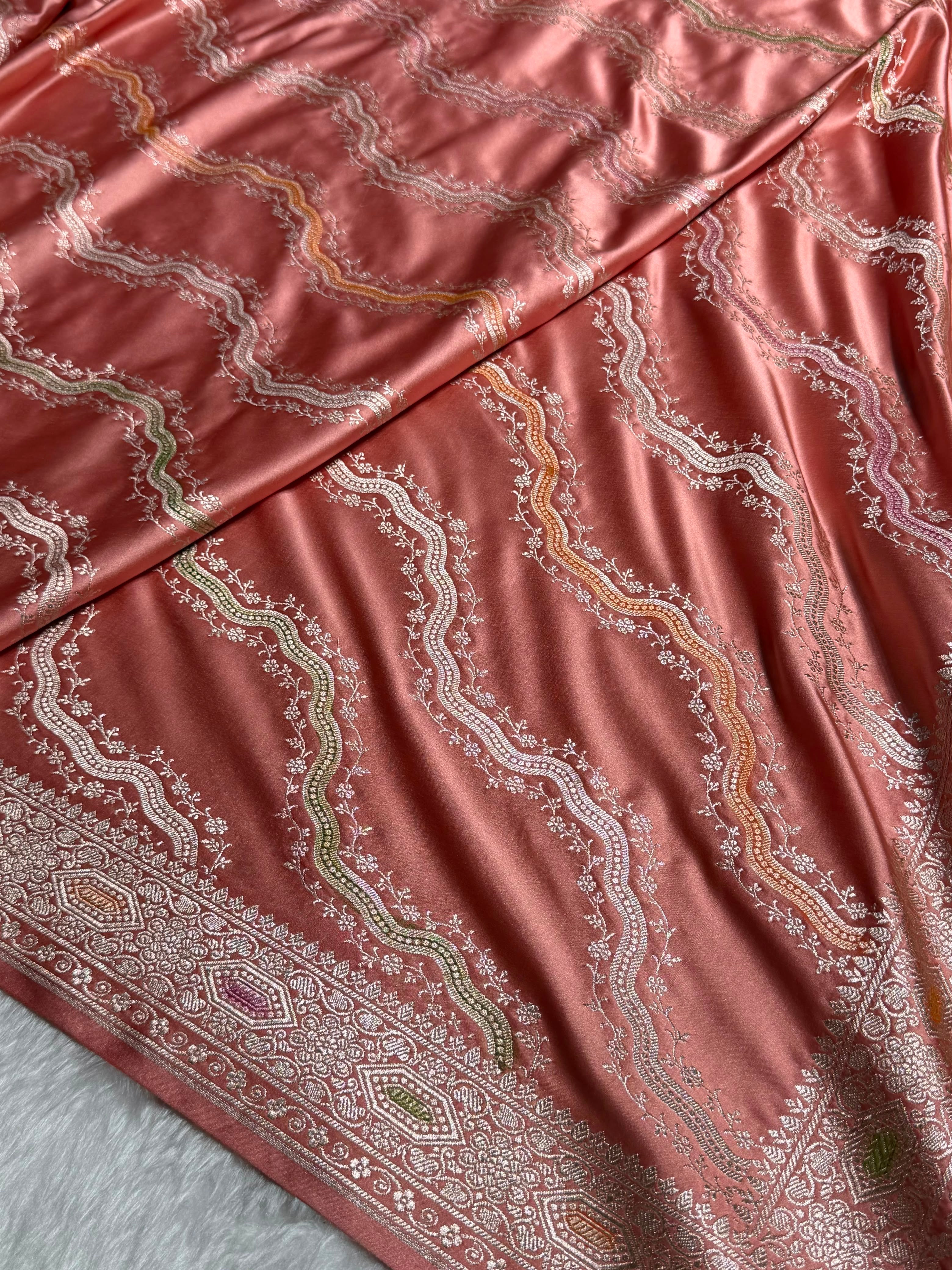Banarasi Minakari Cross Pattern in Gajiri Shades Mashru Silk Saree MCS93