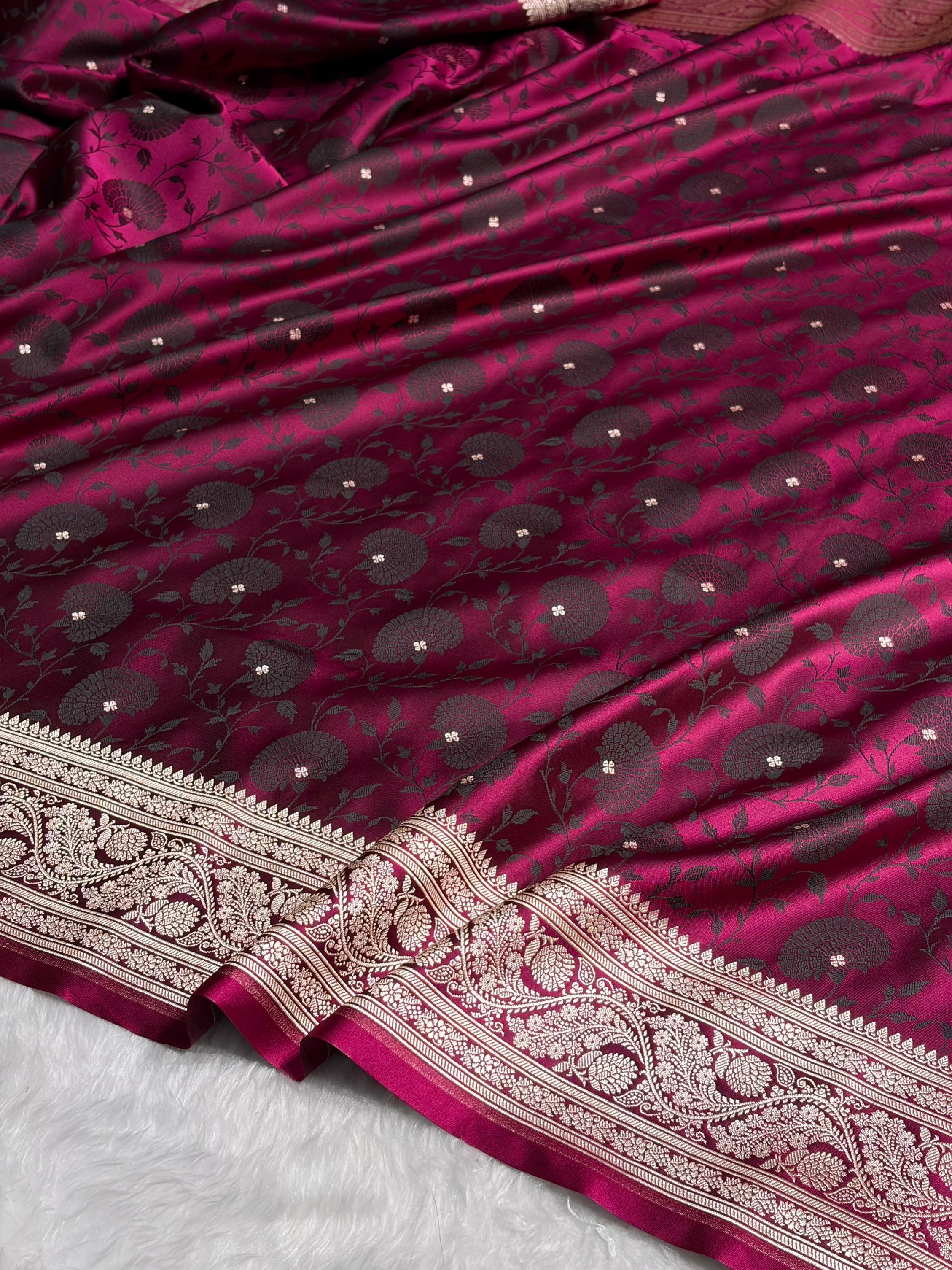 Garnet Shades Tanchoi Motif Mashru Silk Saree MST-11