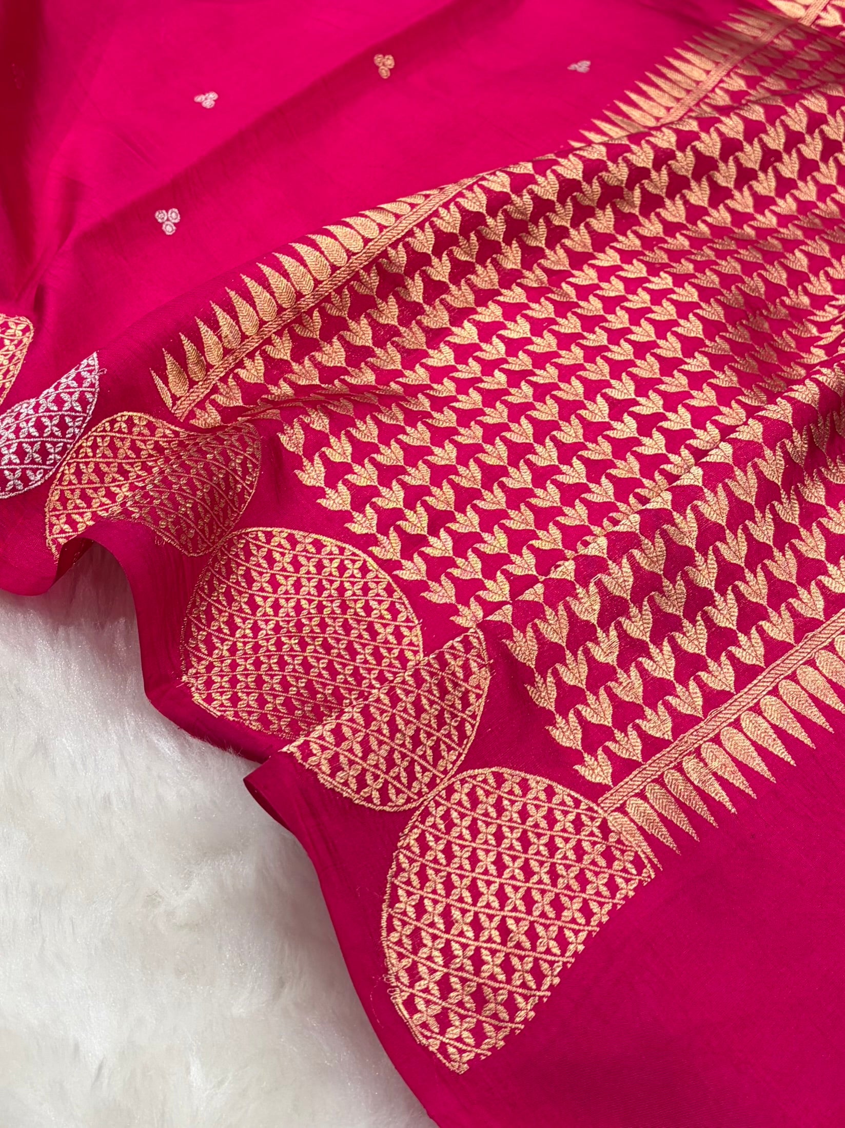 Banarasi Rani Shades Handwoven Pure Paper Silk Saree RM-87