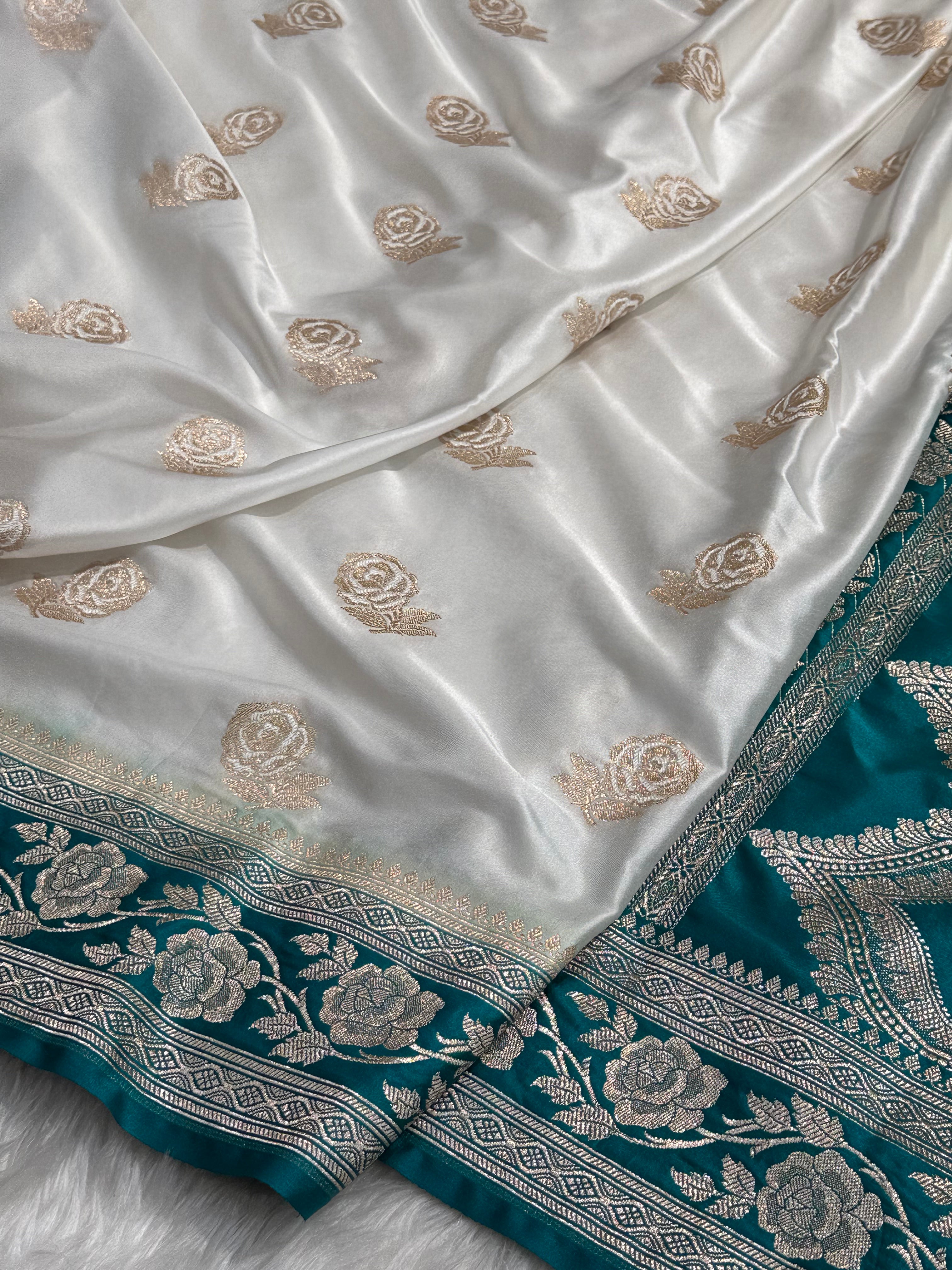 Contrast White-Turqoise Combination Boota Mashru Silk Saree