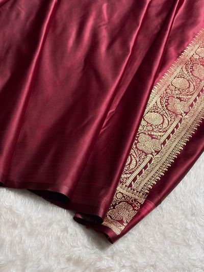 Banarasi Satin Katan Saree Floral Booti Pattern in Contrast Tusser / Garnet Shades SK153