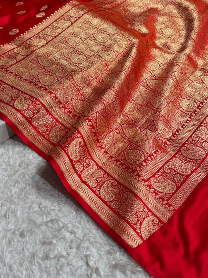 Banarasi Satin Katan Saree Booti Pattern in Red Shades SK137