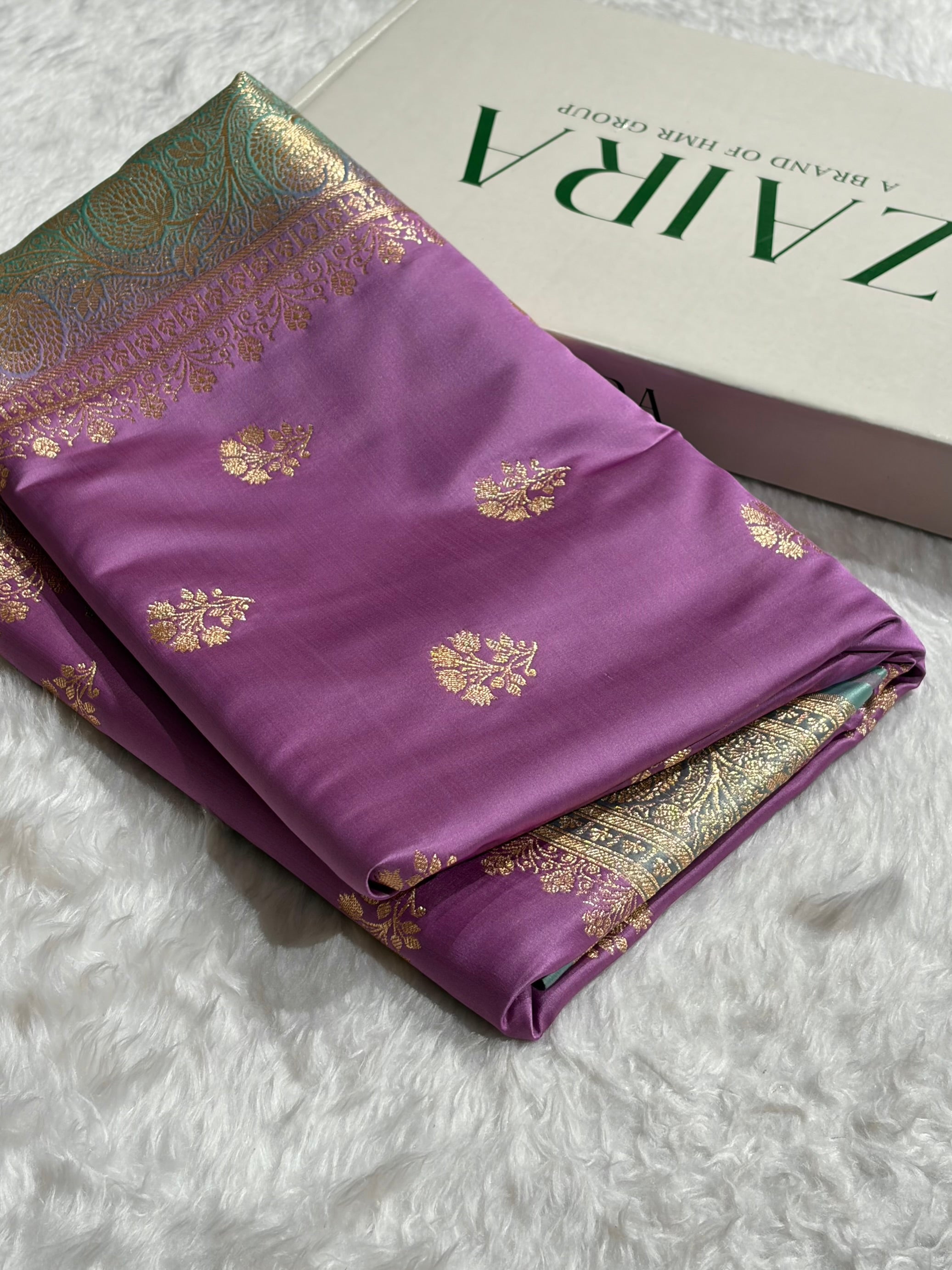 Lavender- Sea Green Banarasi Boota Katan Silk Saree SKM29