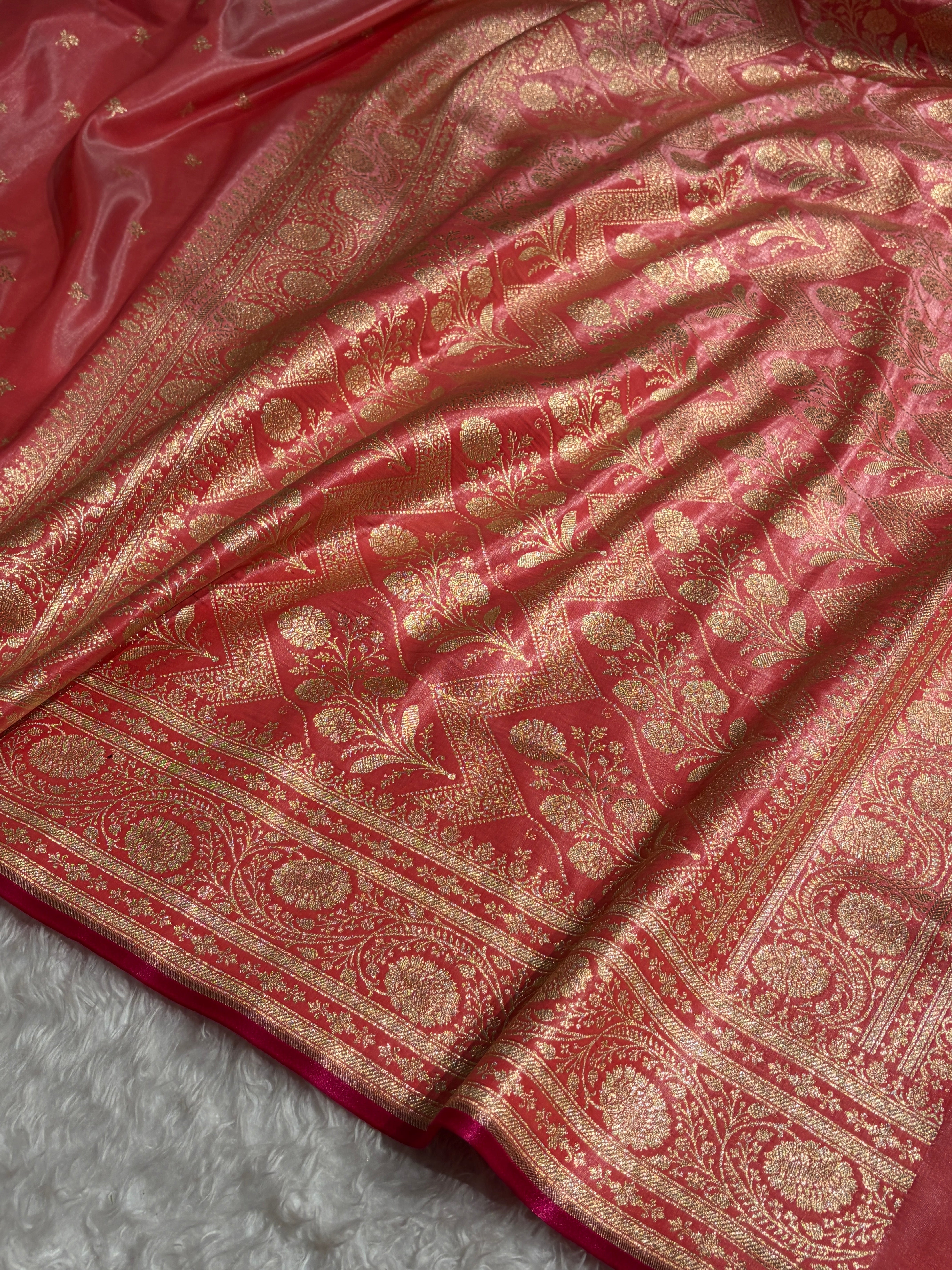 Banarasi Baby Pink Shades Cross Pattern Banarasi Satin Silk Saree SS52