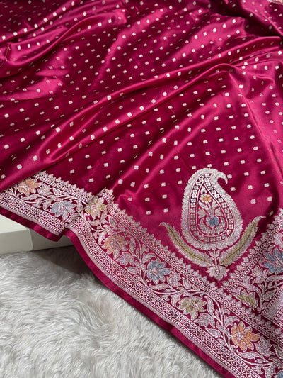 Banarasi Floral Pattern in Deep Magenta Shades Floral Mashru Silk Saree MCS96