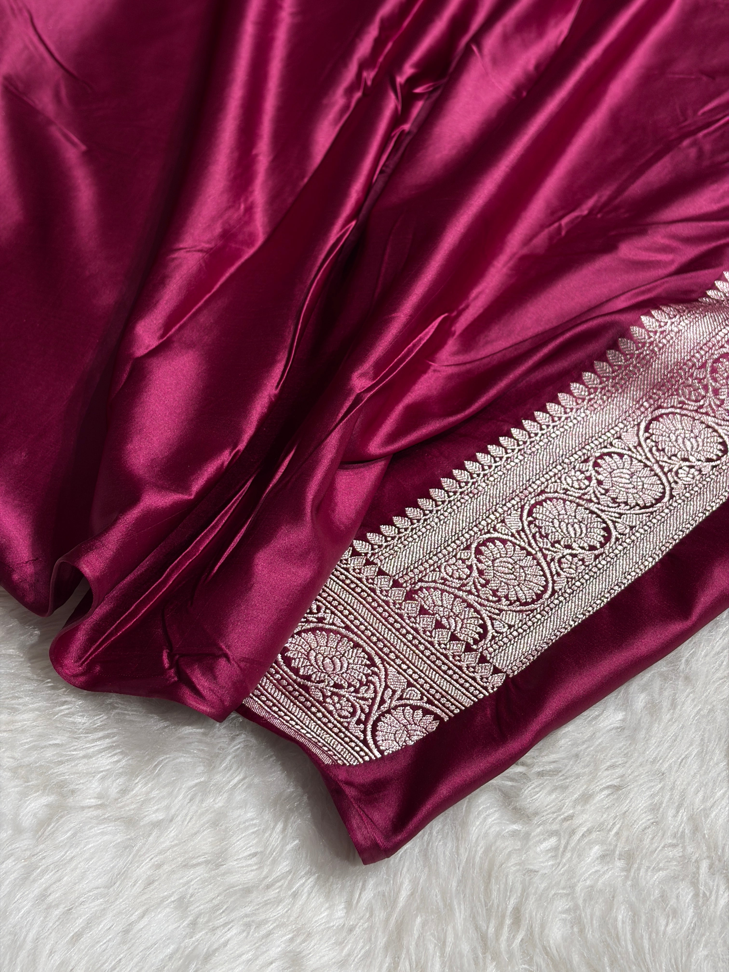 Wine Minakari Banarasi Cross Mashru Silk Saree MS01
