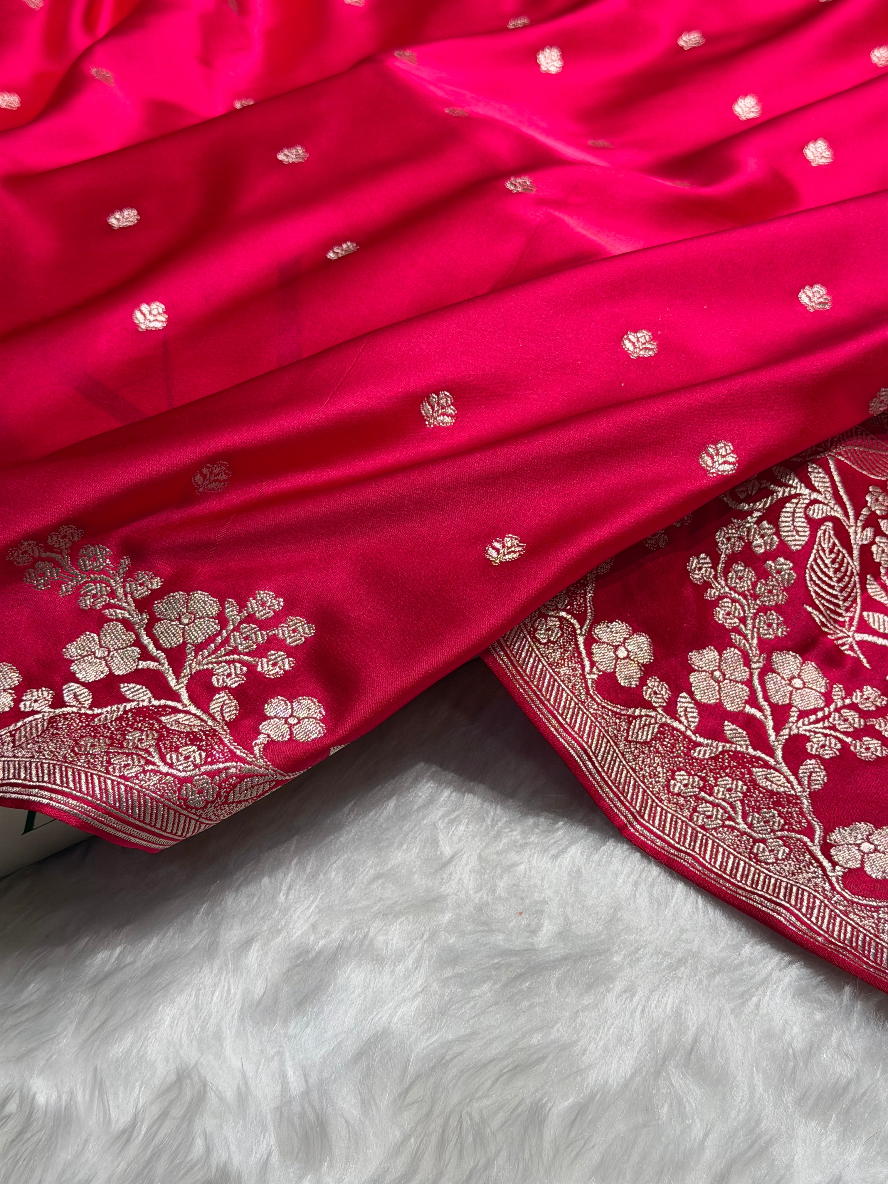 Ruby Pink Shades Floral Border Booti Mashru Silk Saree MS75