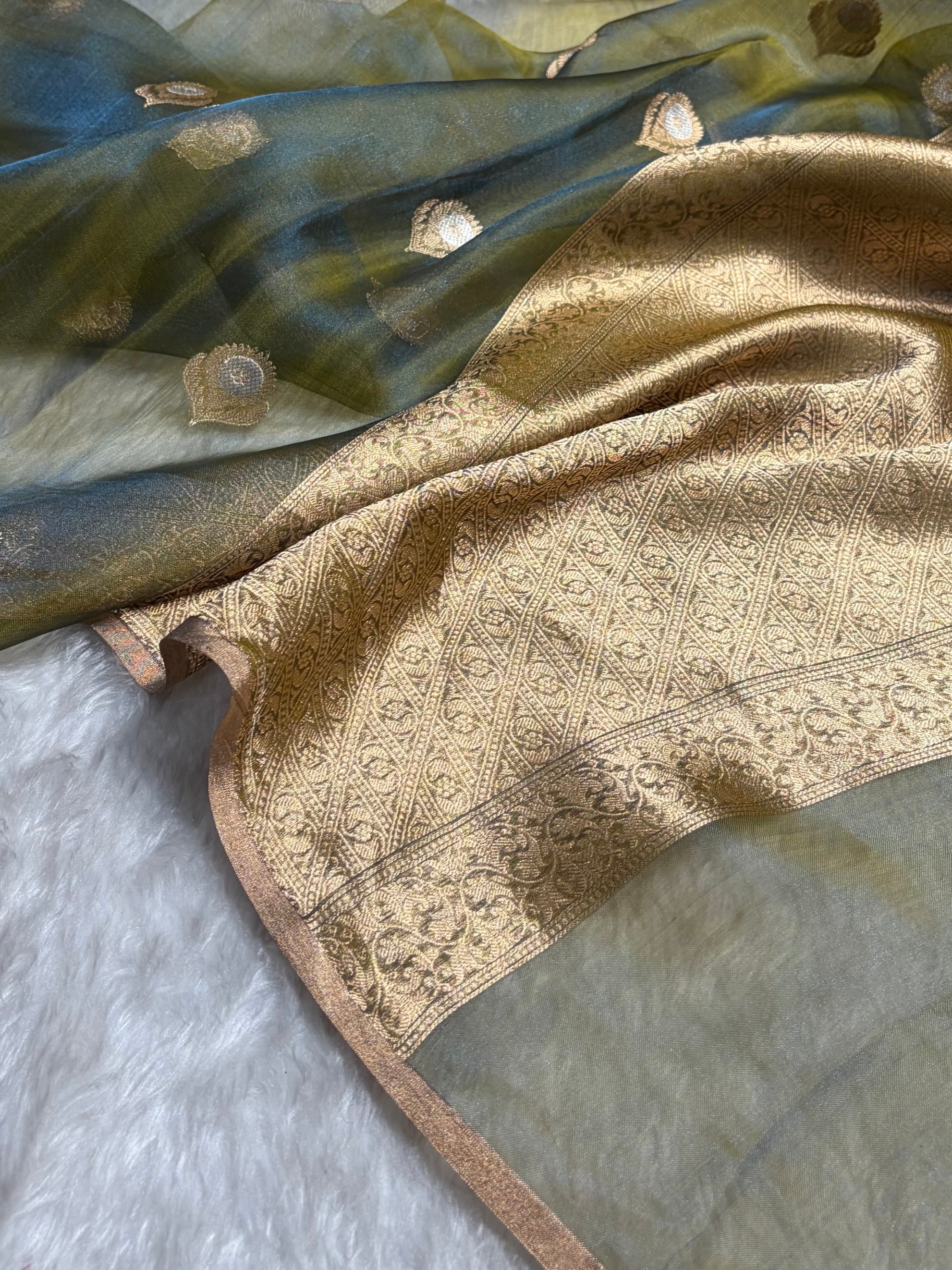 Cross Mehendi Bananasi Floral Shades Pure Tissue Silk Saree PT-36