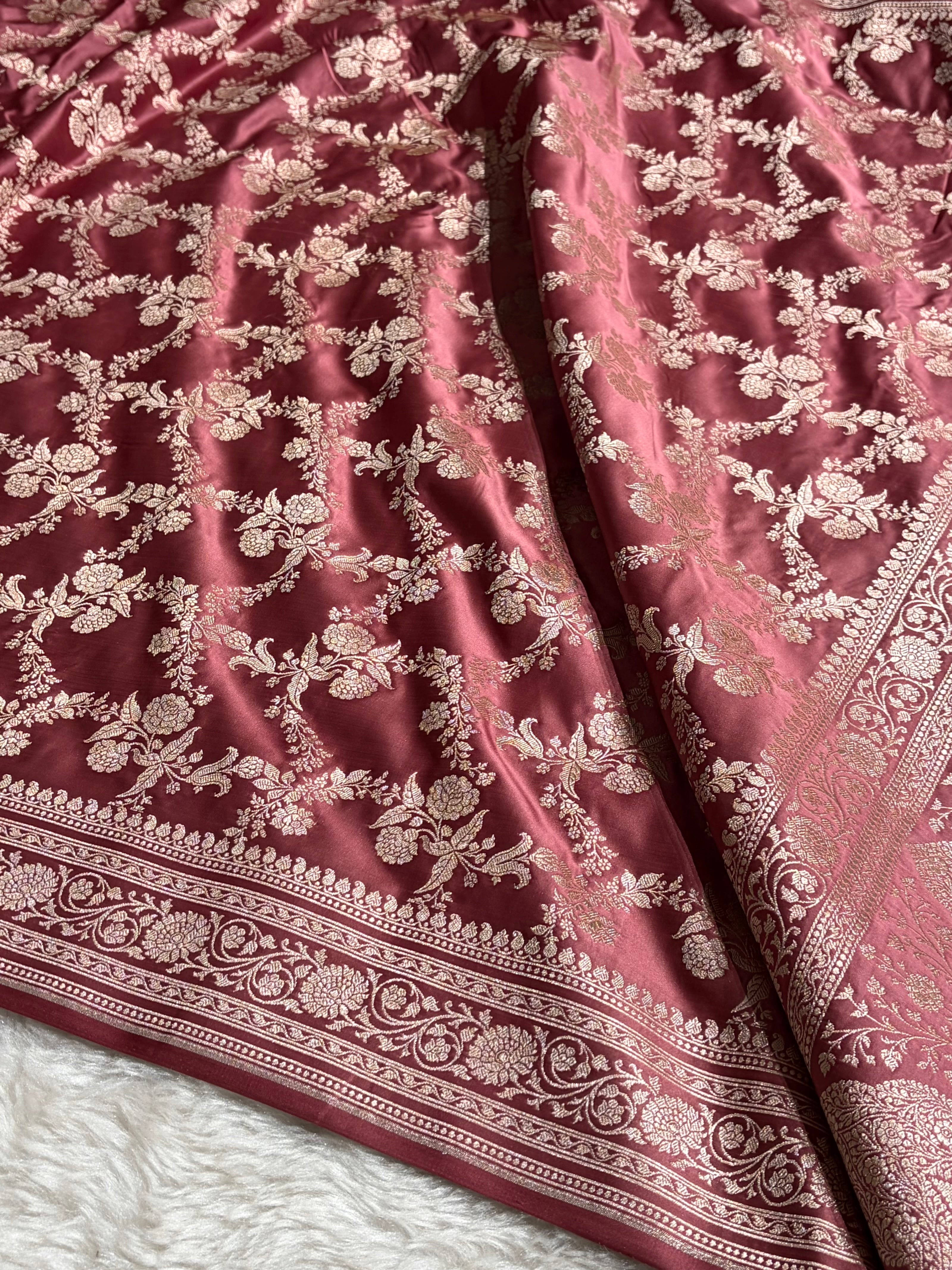 Mauve Shades Banarasi With Floral Jaal Pattern Mashru Silk Saree MSM-130