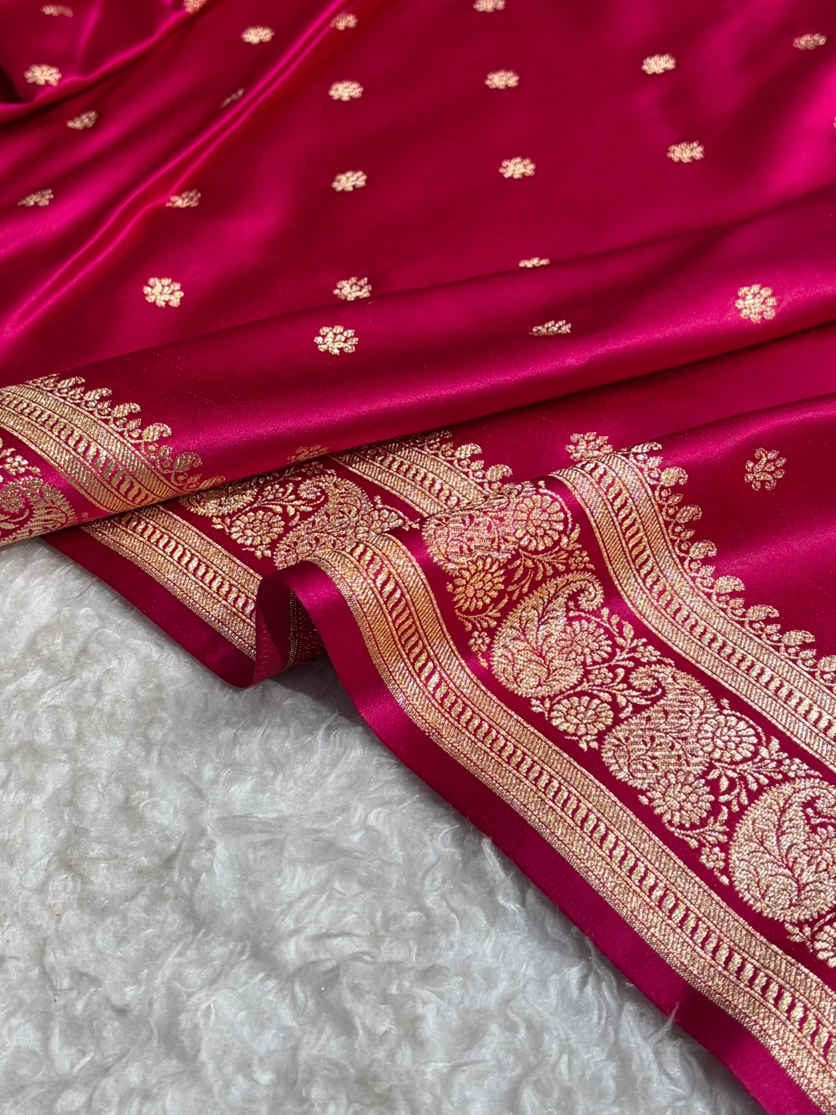 Banarasi Satin Katan Saree With Boota Pattern in Cross Rani Shades SK127
