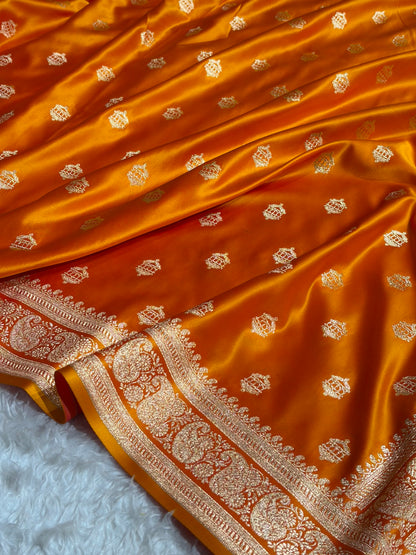 Banarasi Satin Katan Saree Booti Pattern in Fire Gold Shades SK137