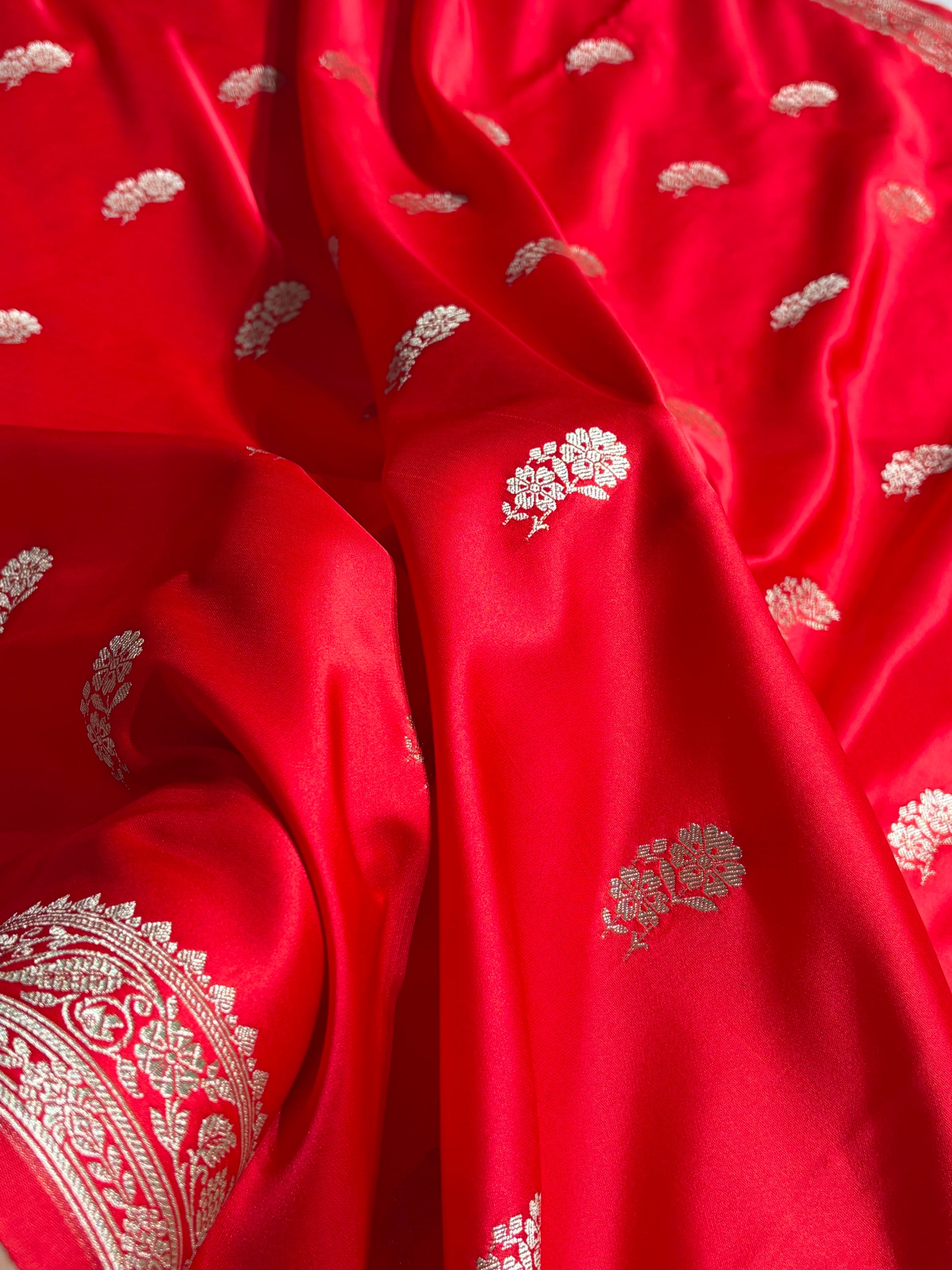 Red Shade With Booti Pattern Mashru Silk Saree