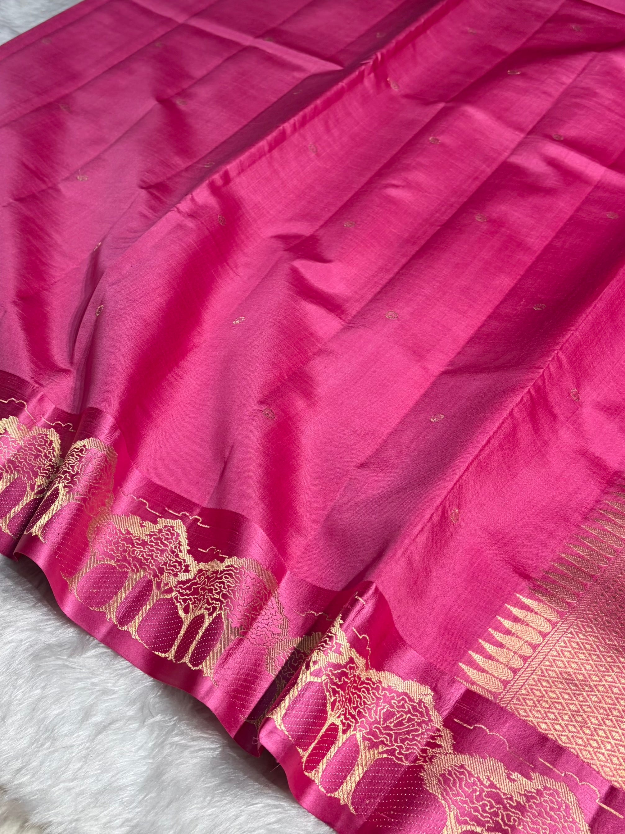 Gajri Shades Handwoven Pure Raw Mango Silk RM-63