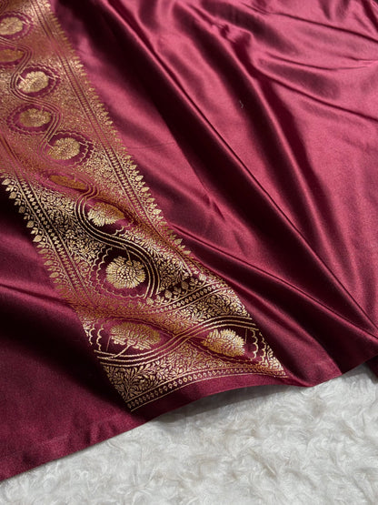 Garnet Floral Banarasi Cross Pattern Satin Katan Silk Saree SK74