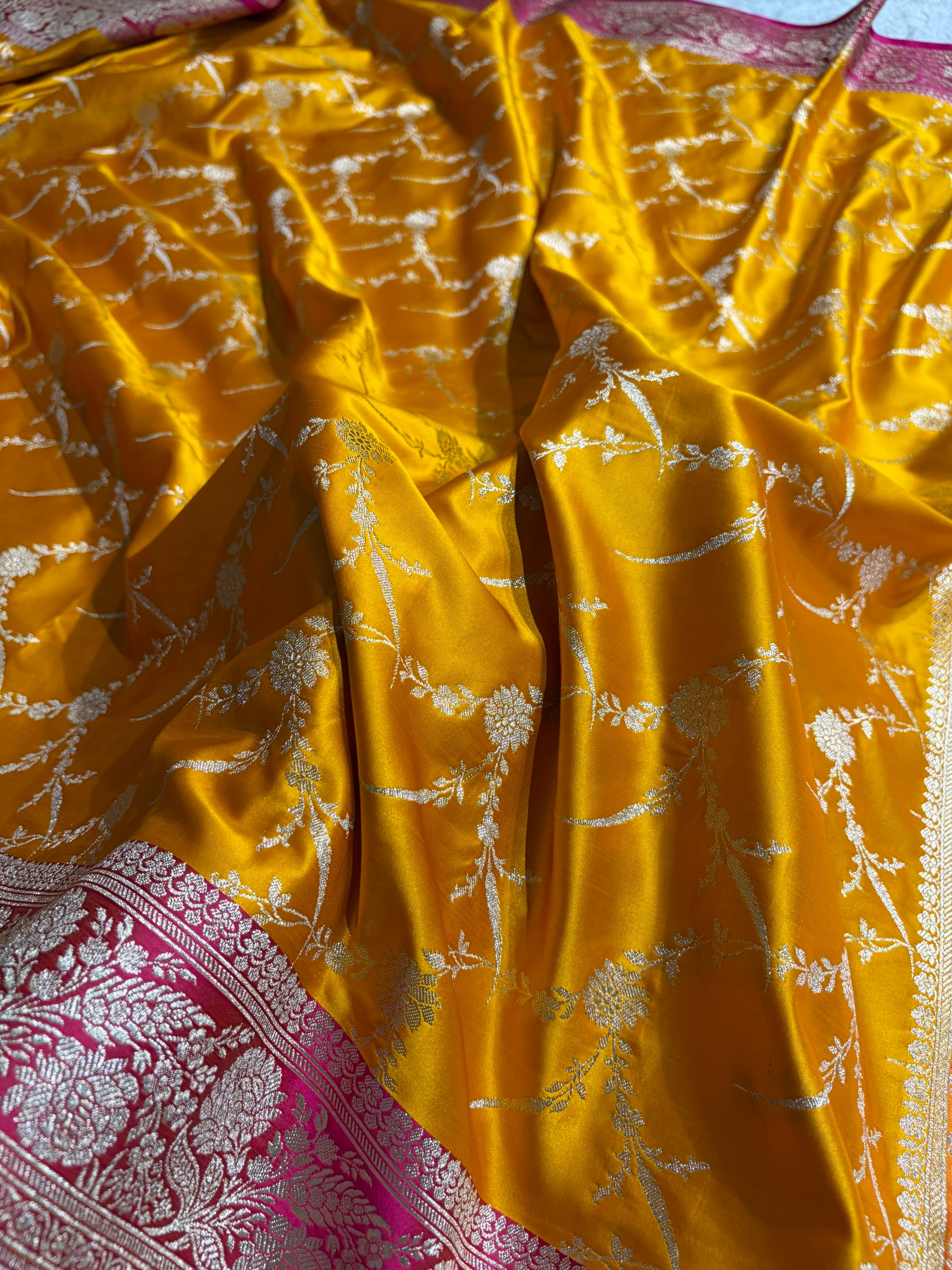 Contrast Banarasi Satin Katan Saree With Boota in Mustard With Rani Shades SK115